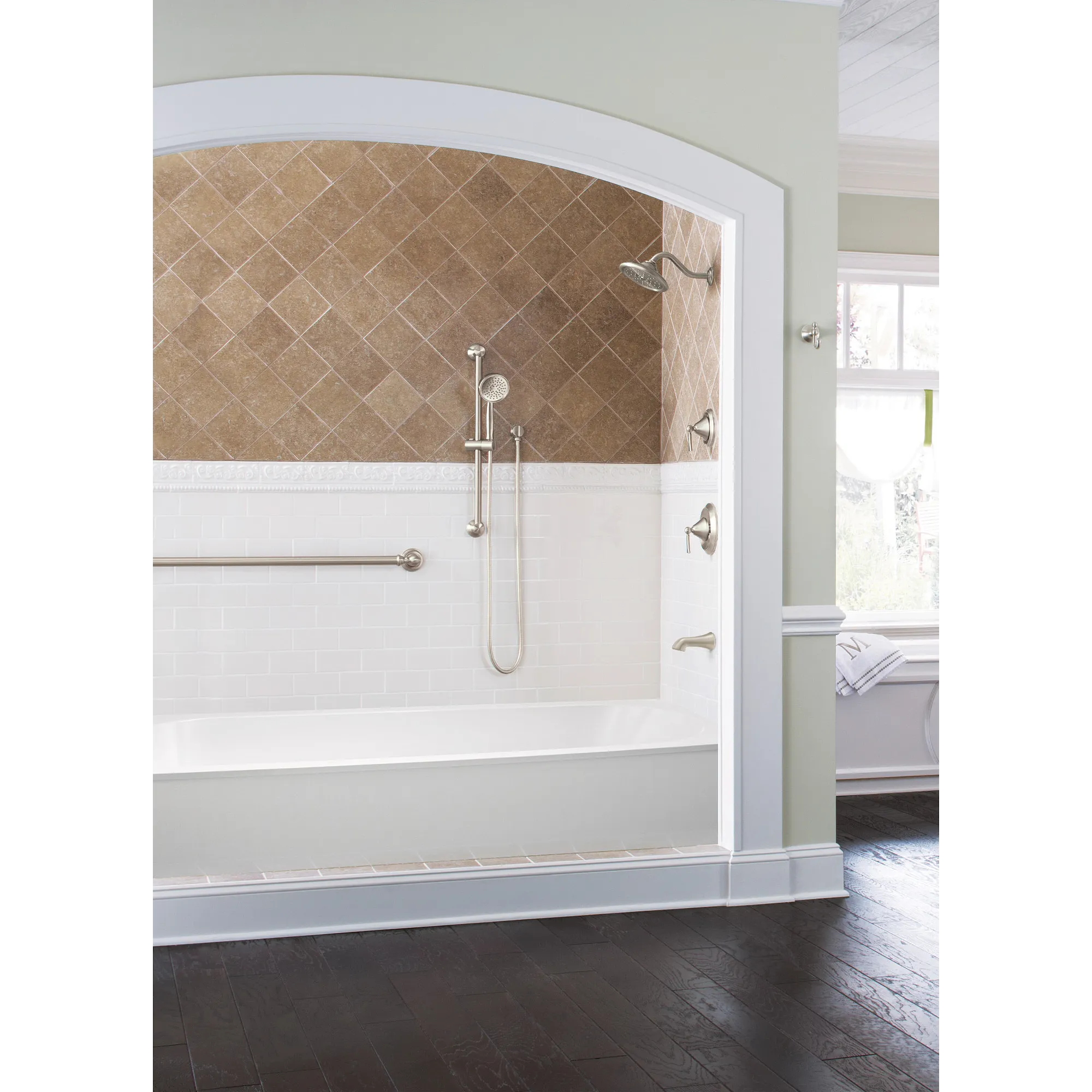 Wynford Non-Diverter Spout - Image 9