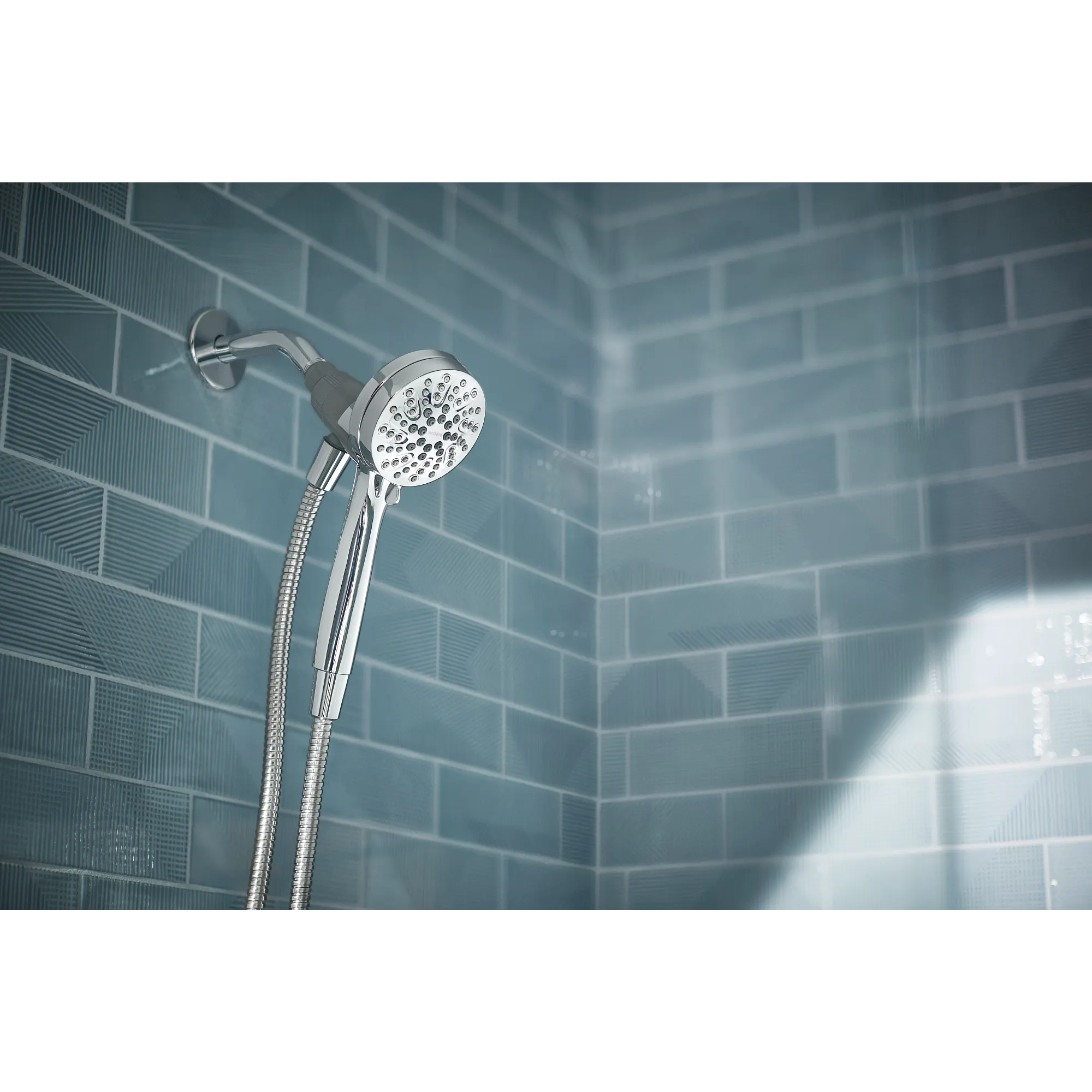 Engage With Magnetix Eco-Performance Handheld Shower - Image 4