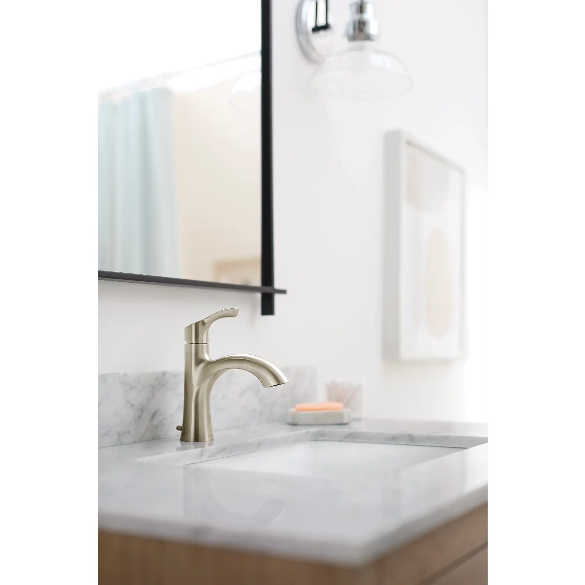 Ash One-handle Bathroom Sink Faucet - Image 2