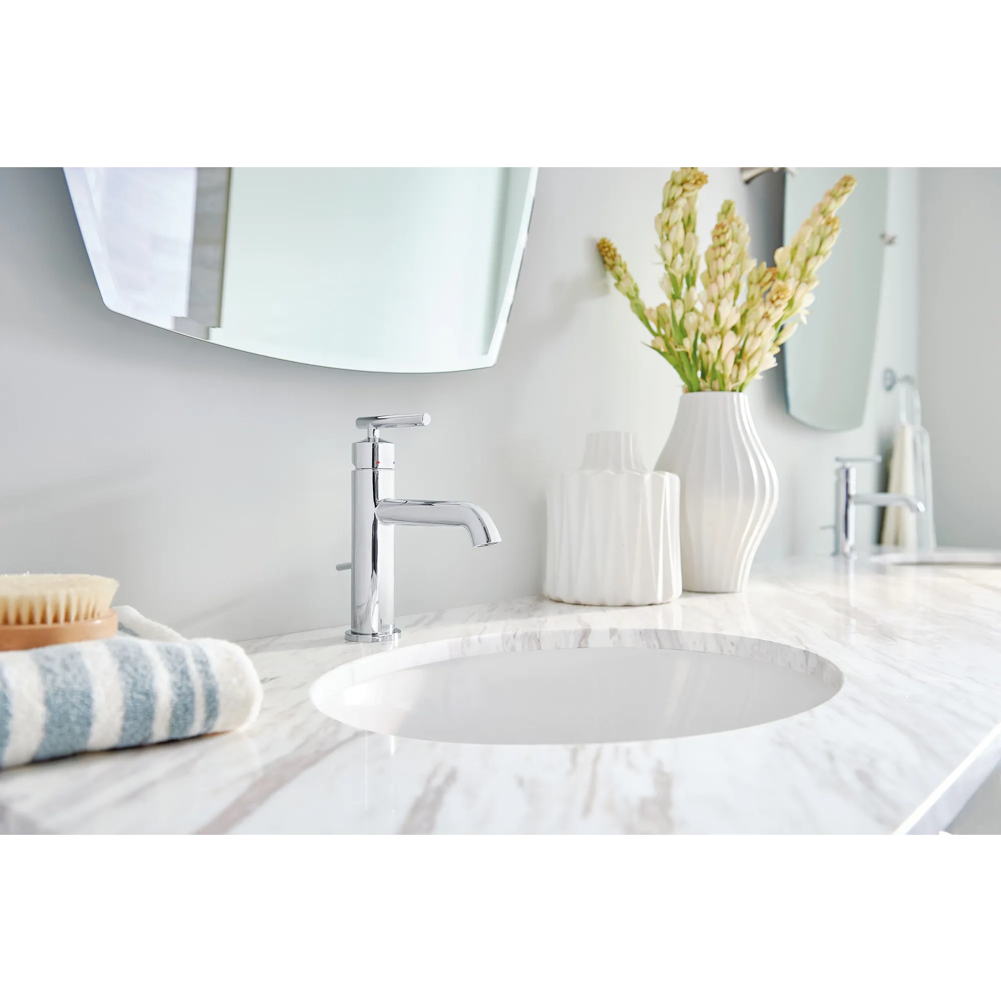 Gibson One-handle Bathroom Sink Faucet - Image 6
