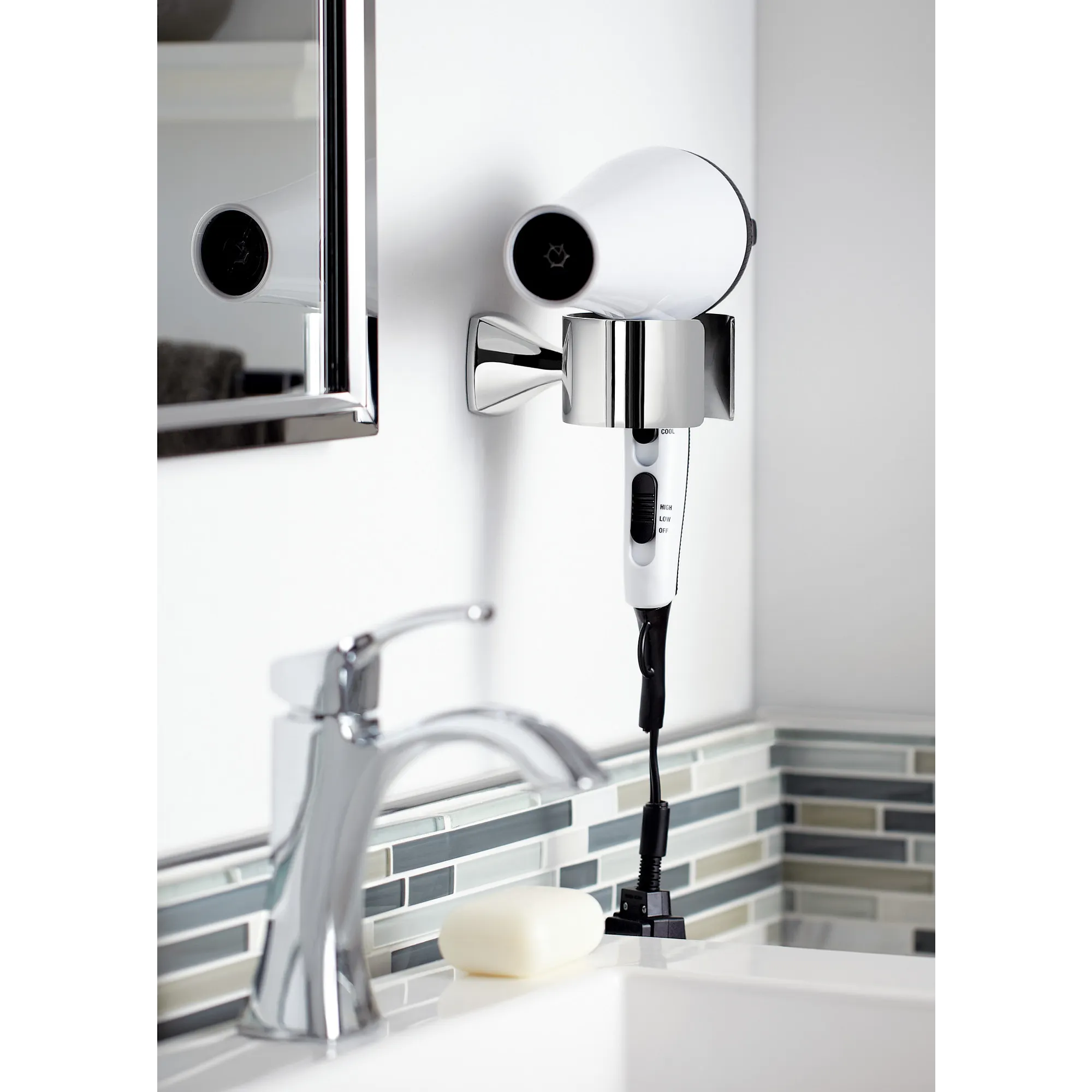 Voss One-handle Bathroom Sink Faucet - Image 3