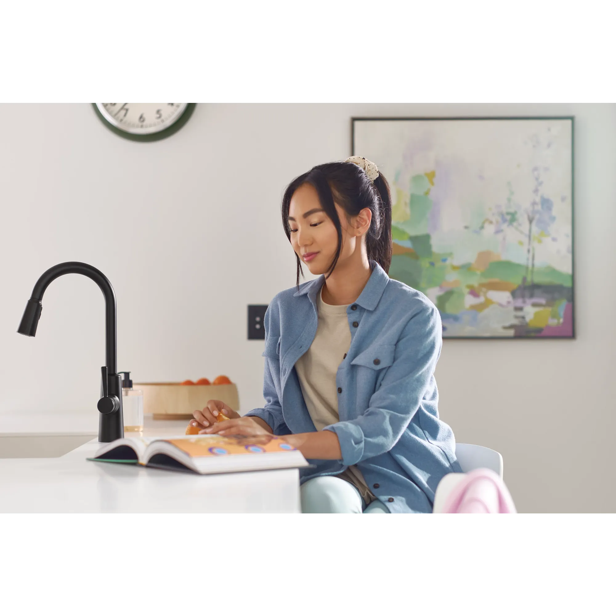 Riley MotionSense Wave One-Handle Pulldown Touchless Kitchen Faucet - Image 30