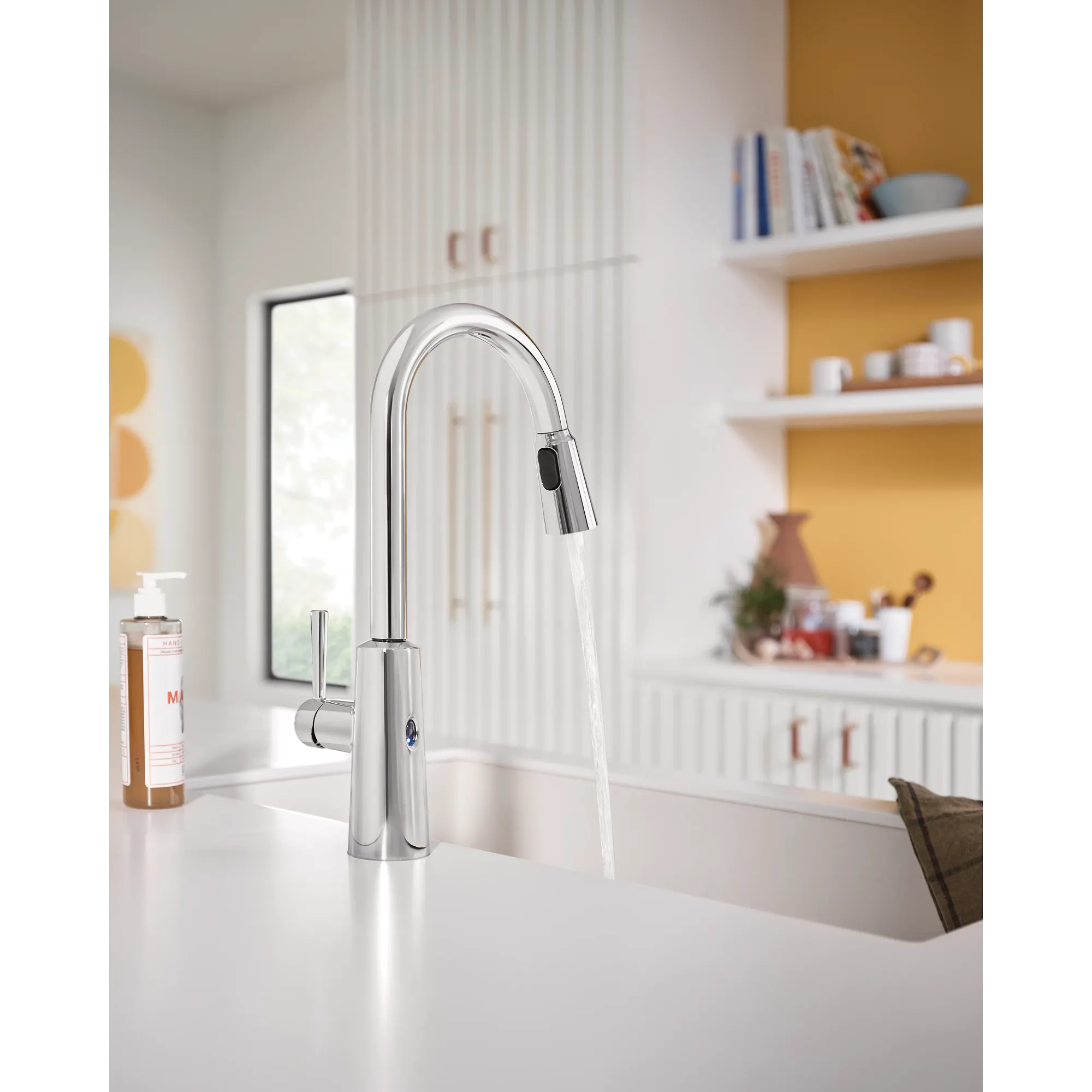 Riley MotionSense Wave One-Handle Pulldown Touchless Kitchen Faucet - Image 5