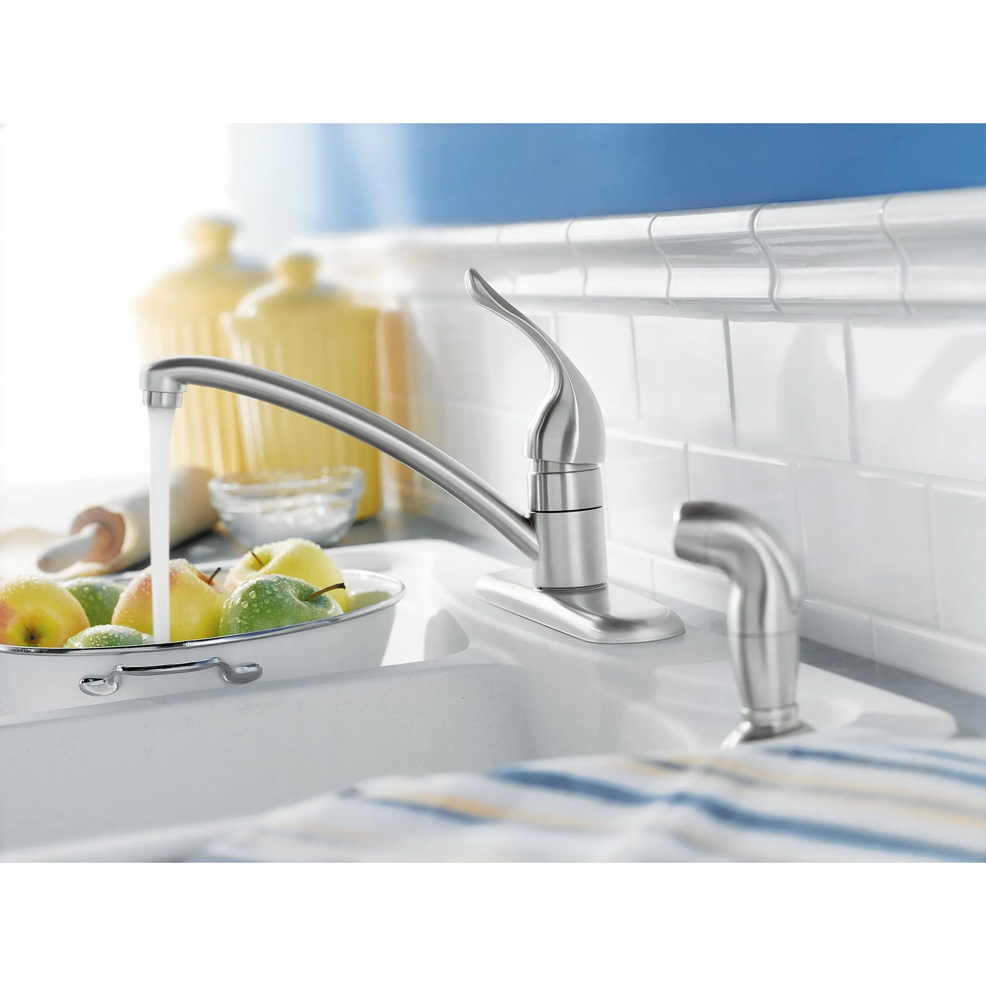 Chateau Chrome One-Handle Low Arc Kitchen Faucet - Image 6
