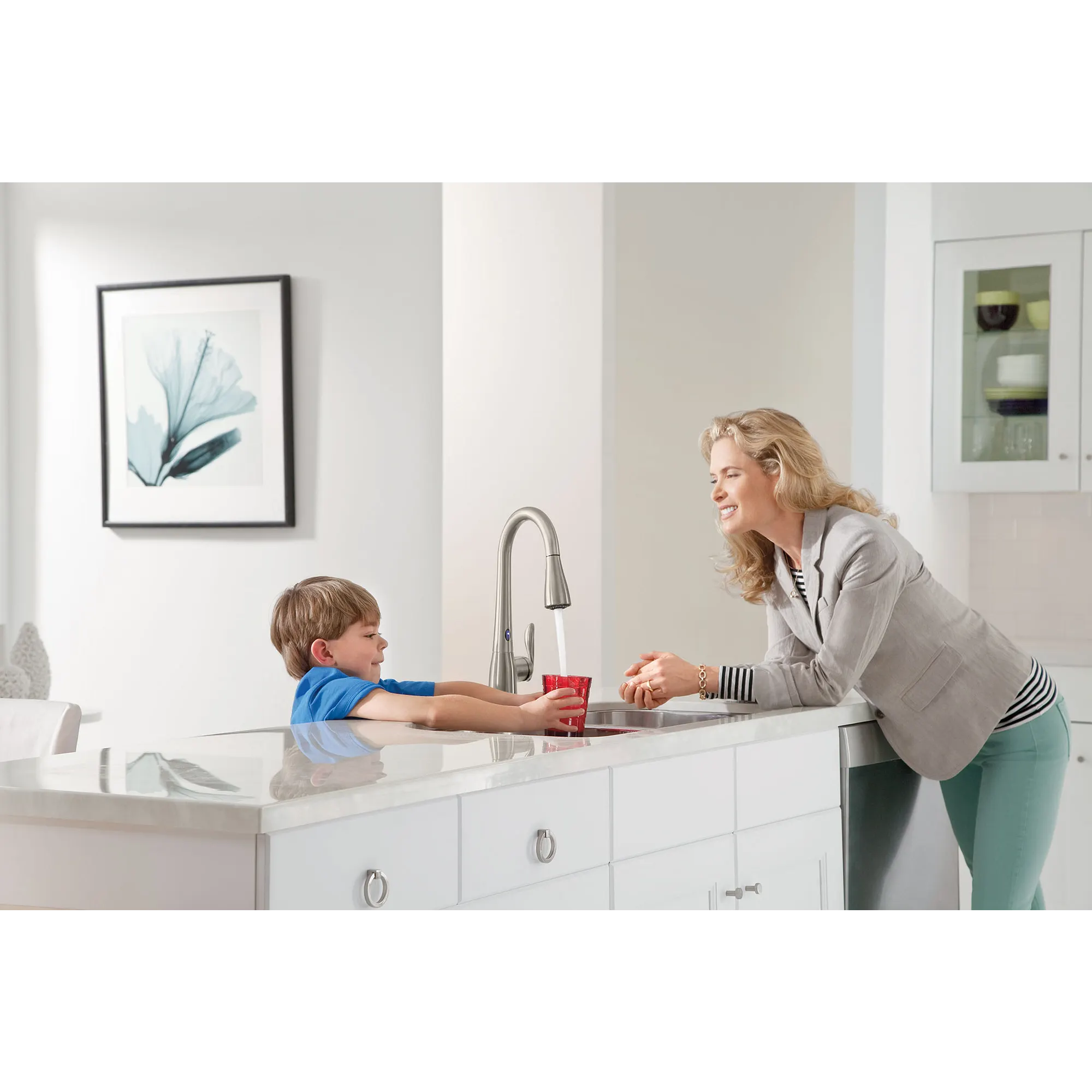 Arbor Chrome One-Handle High Arc Pulldown Kitchen Faucet - Image 15