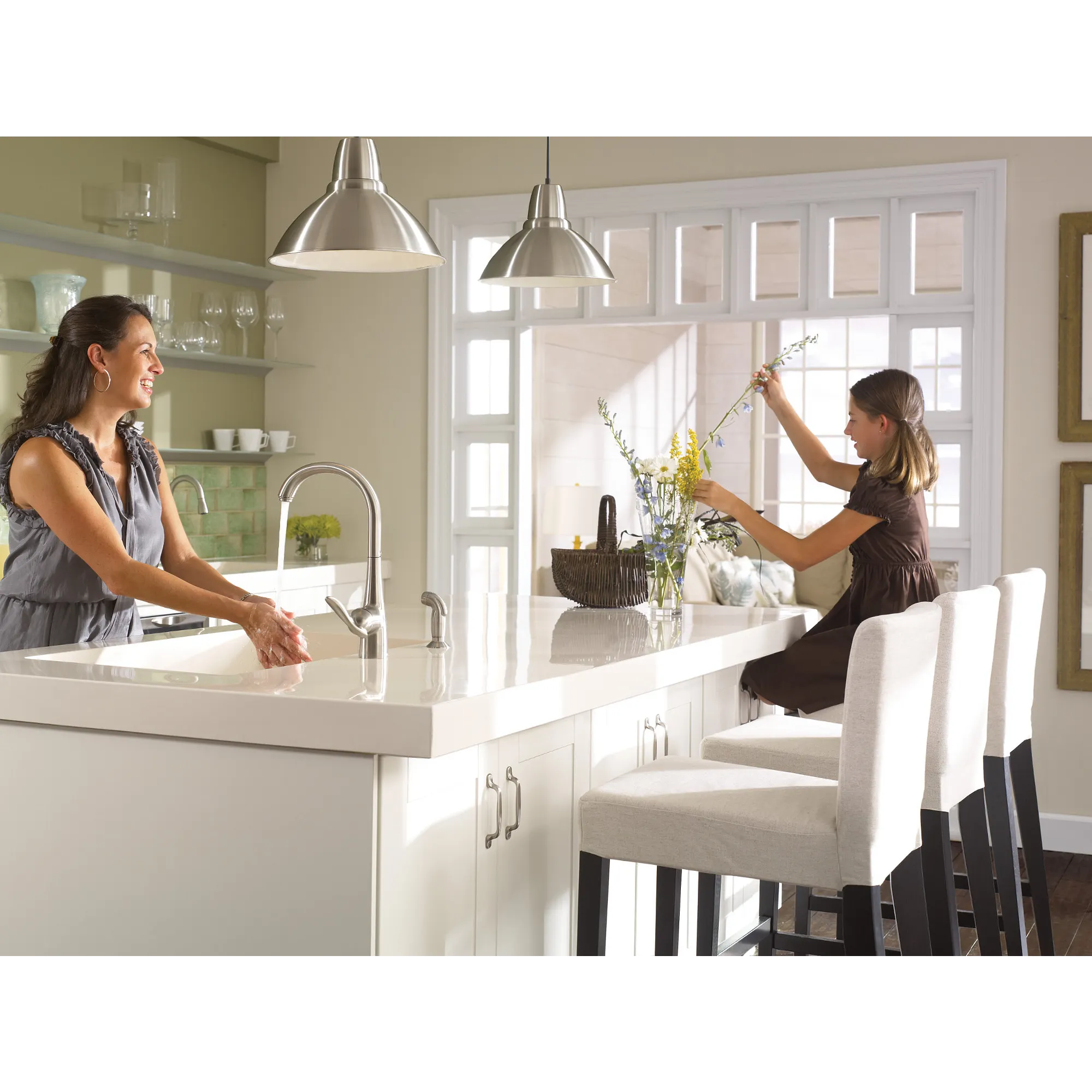 Arbor Chrome One-Handle High Arc Kitchen Faucet - Image 5
