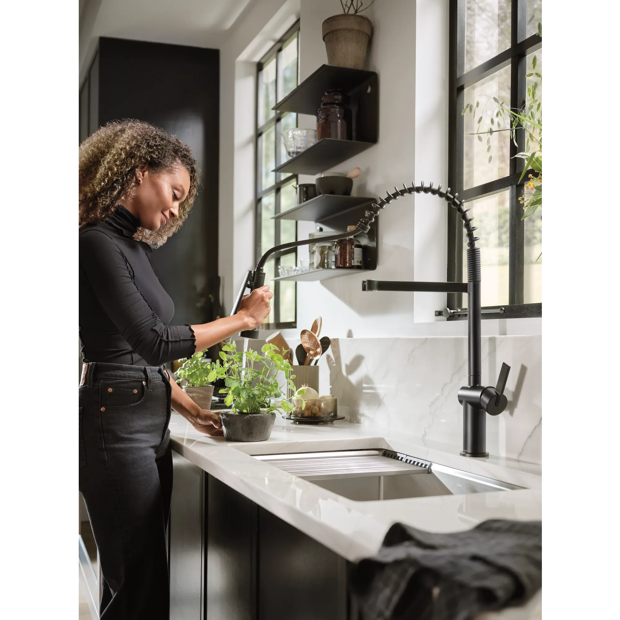 Cia One-Handle Pre-Rinse Spring Pulldown Kitchen Faucet - Image 21