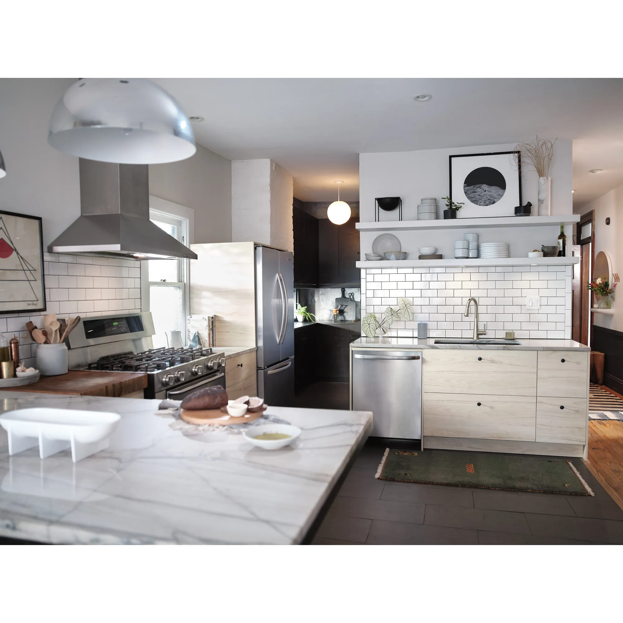 Sleek Smart Pulldown Touchless Kitchen Faucet - Image 16