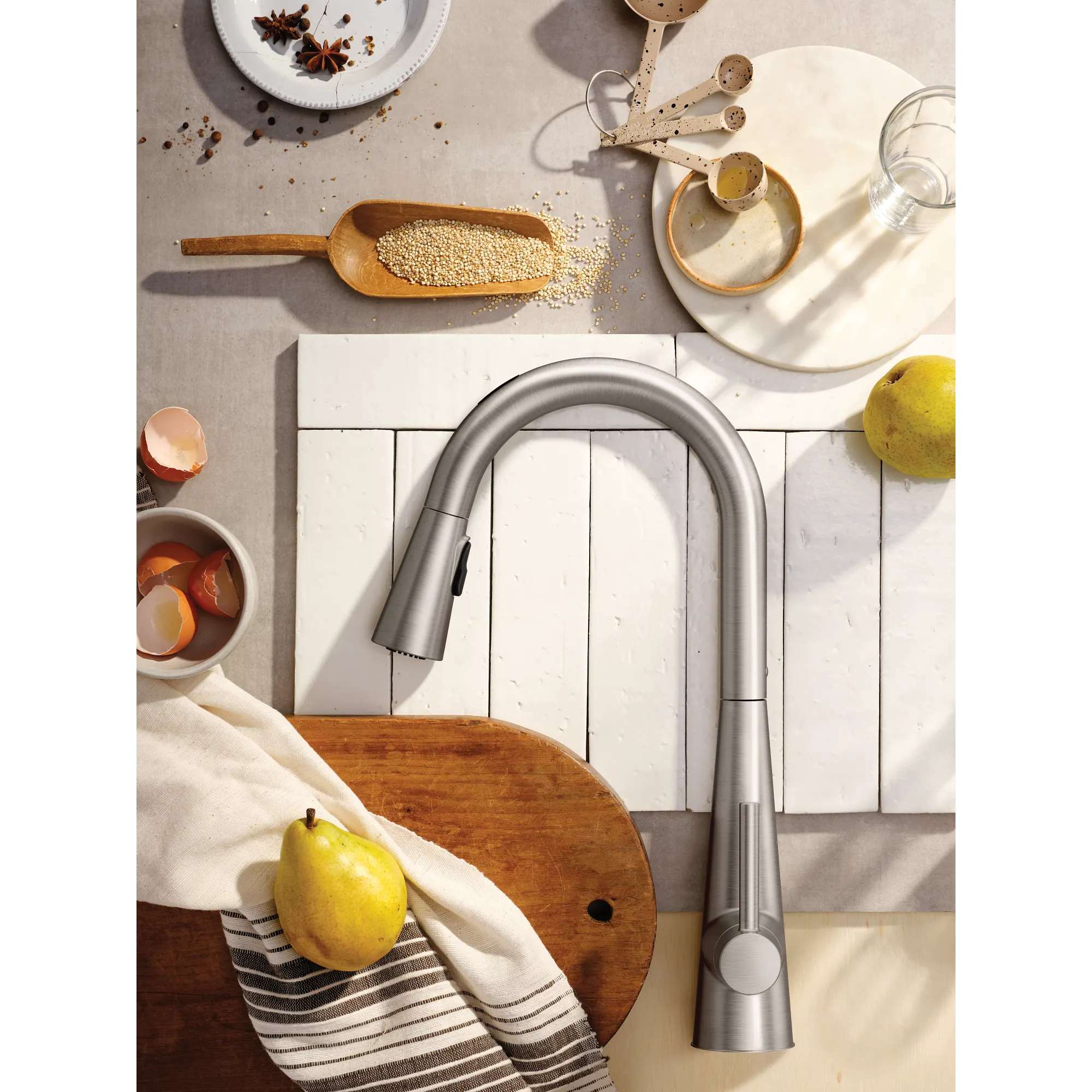Sleek Smart Pulldown Touchless Kitchen Faucet - Image 19