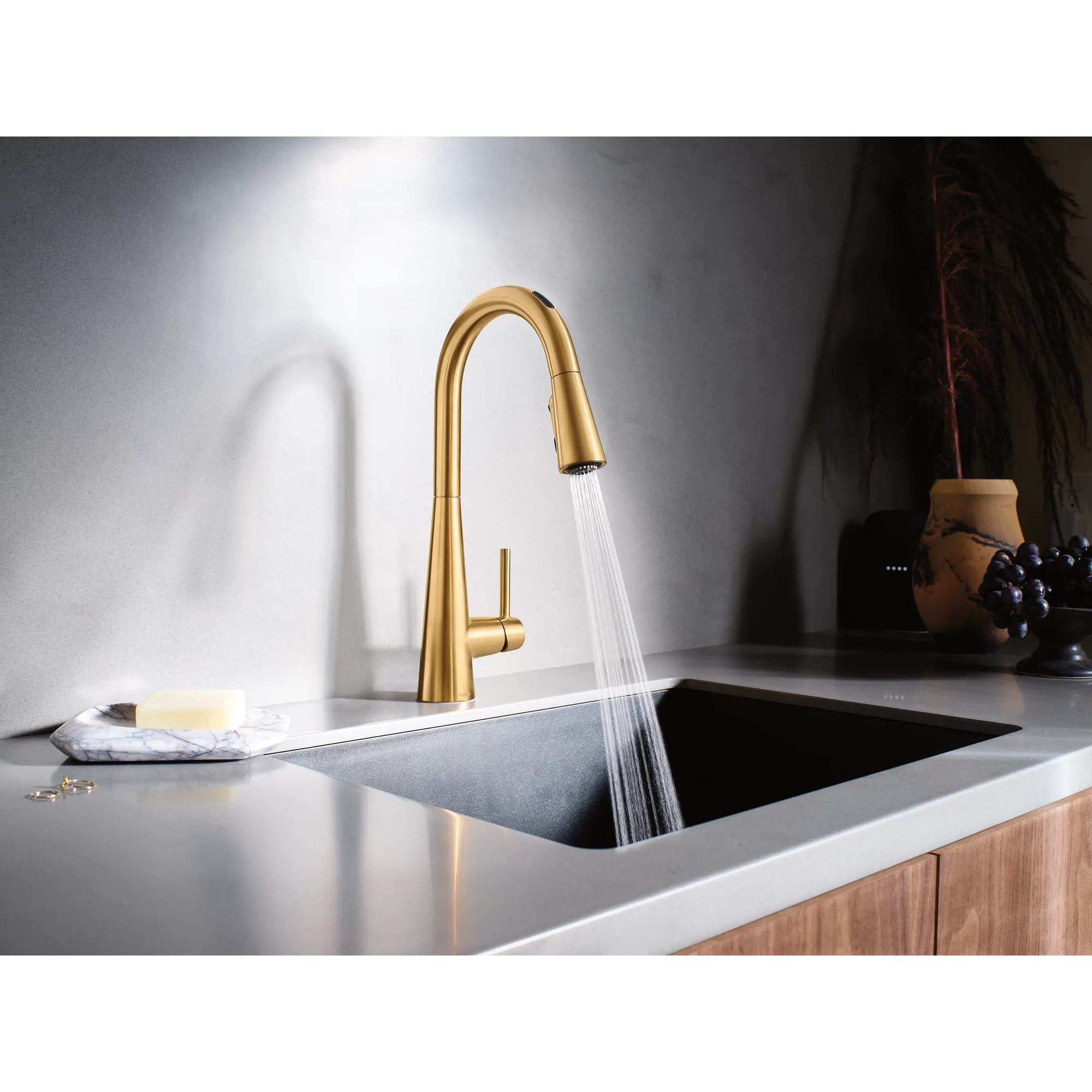 Sleek Smart Pulldown Touchless Kitchen Faucet - Image 23