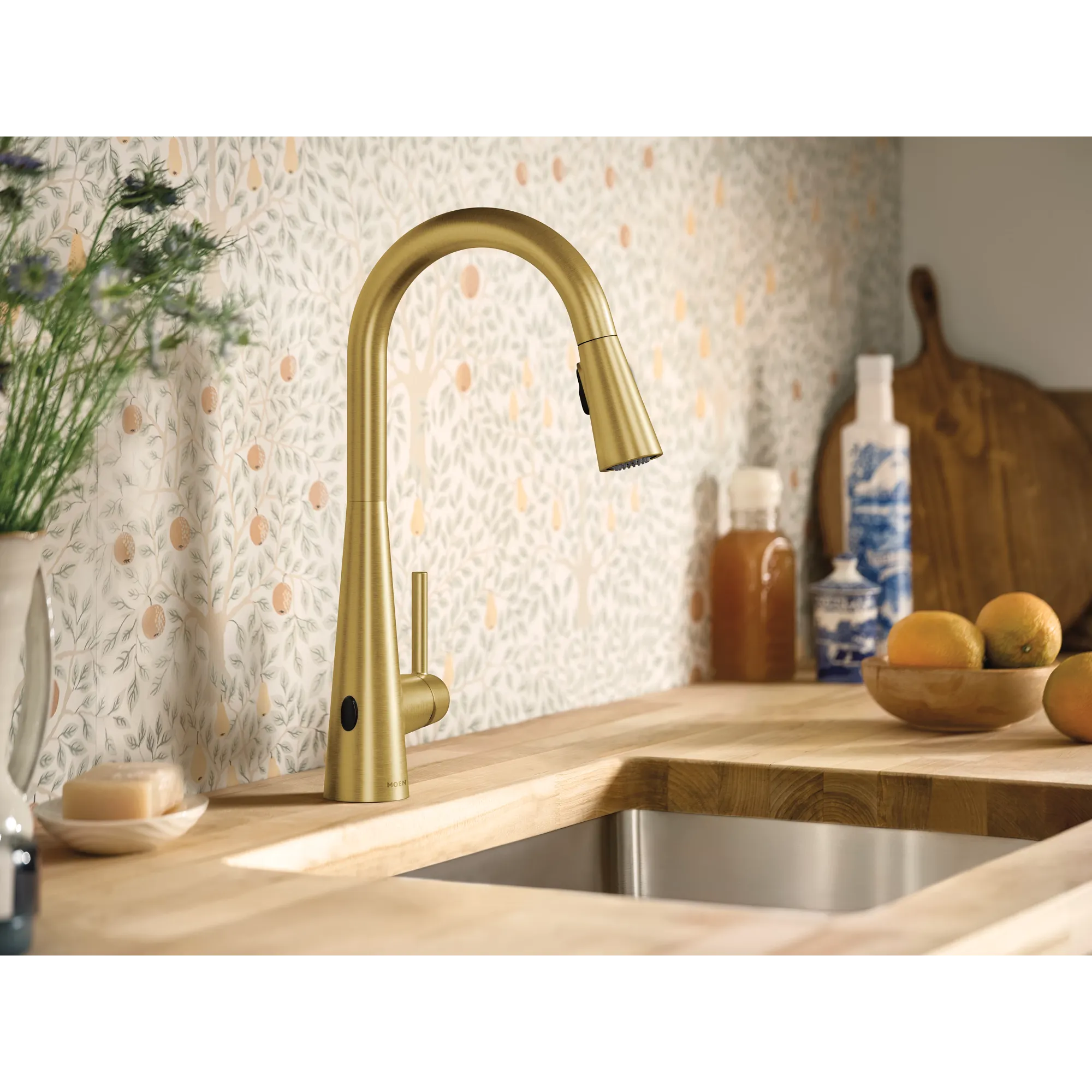 Sleek MotionSense Wave One-Handle Pulldown Touchless Kitchen Faucet - Image 17