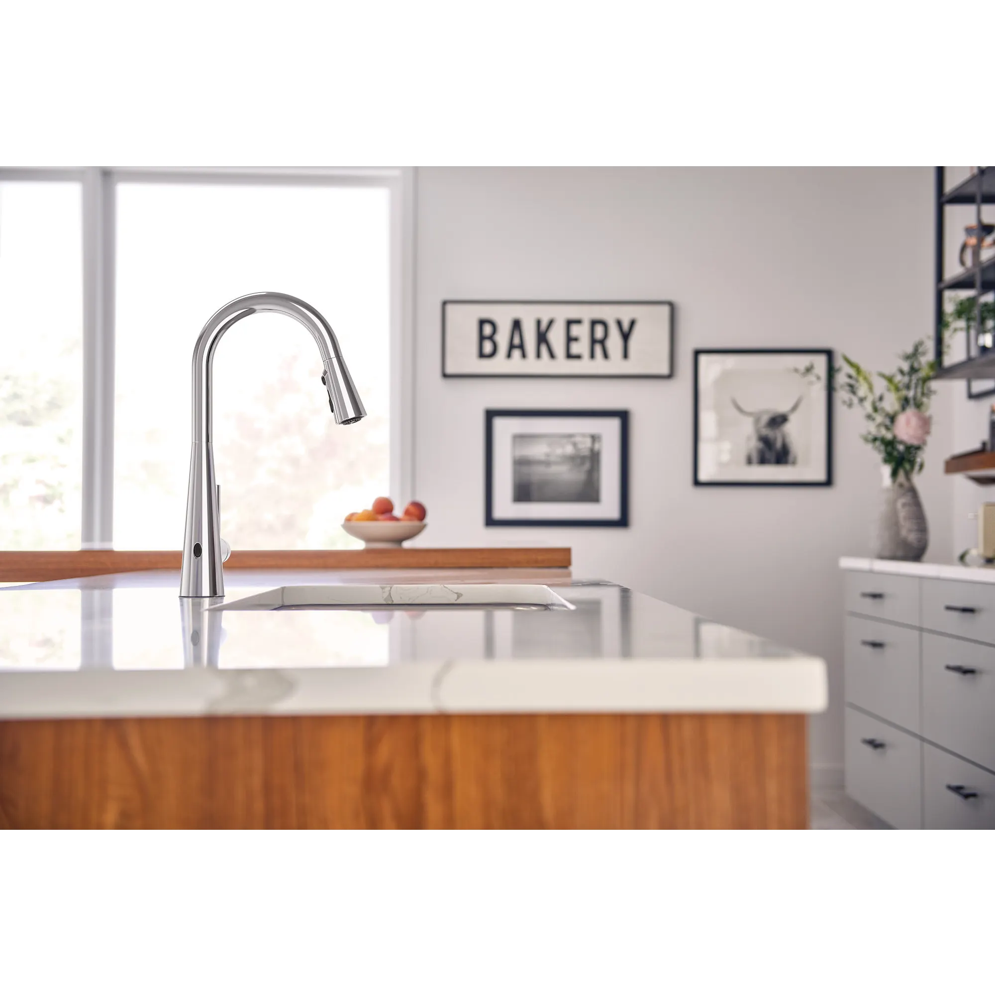Sleek MotionSense Wave One-Handle Pulldown Touchless Kitchen Faucet - Image 2