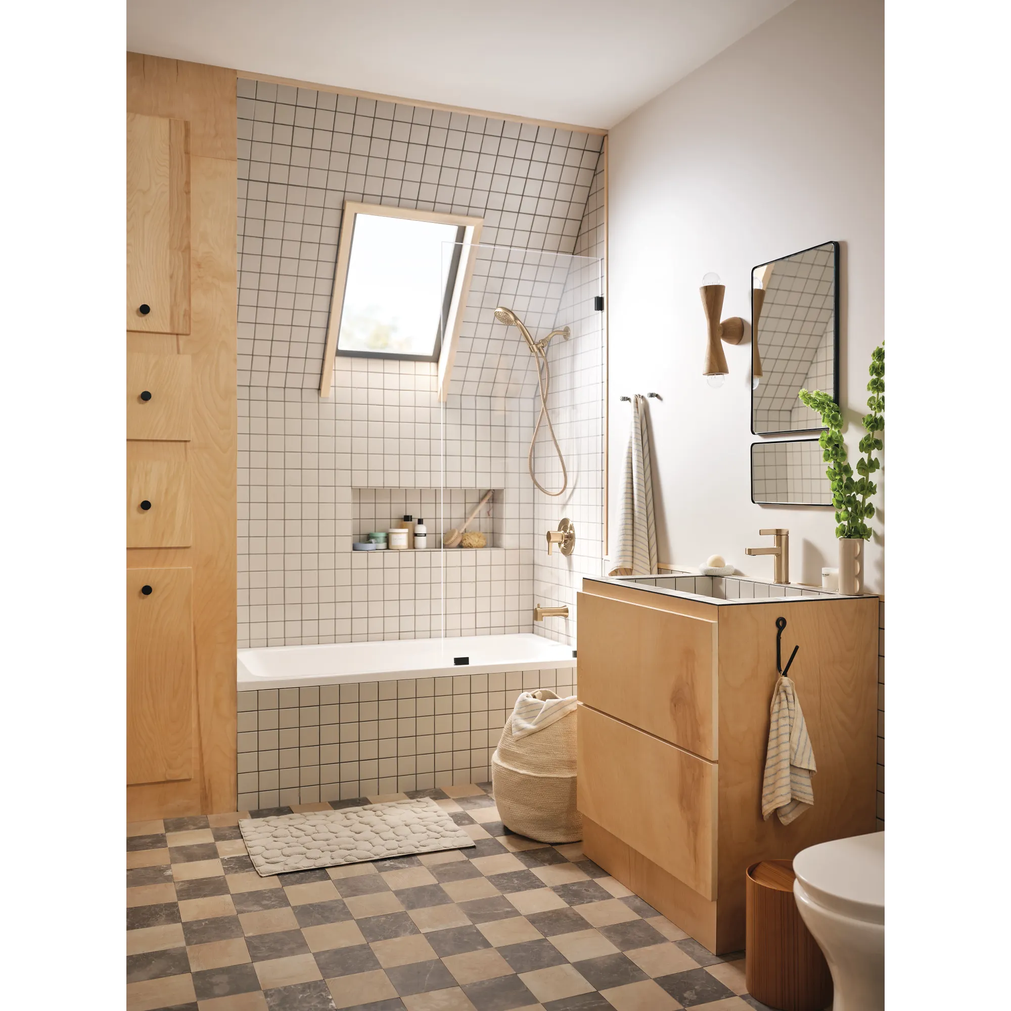 Beric Chrome Posi-Temp(R) tub/shower - Image 28