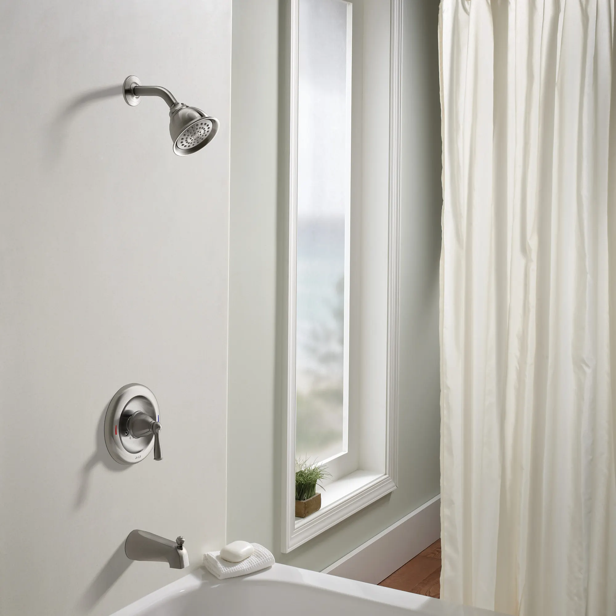 Banbury Posi-Temp(r) Tub/Shower - Image 9