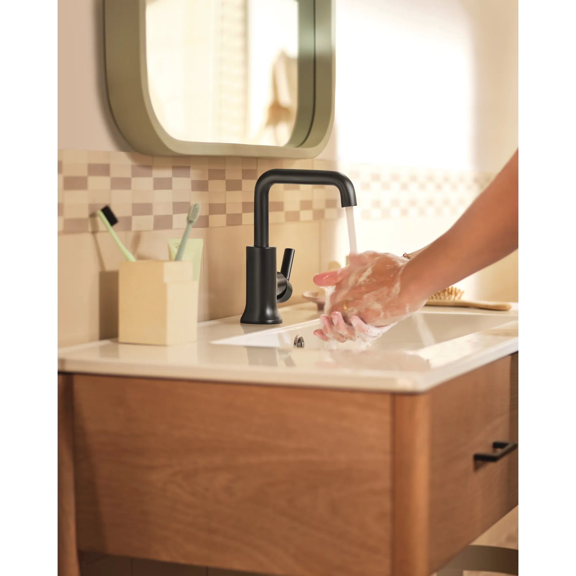 Zyla Chrome one-handle high arc bathroom faucet - Image 7
