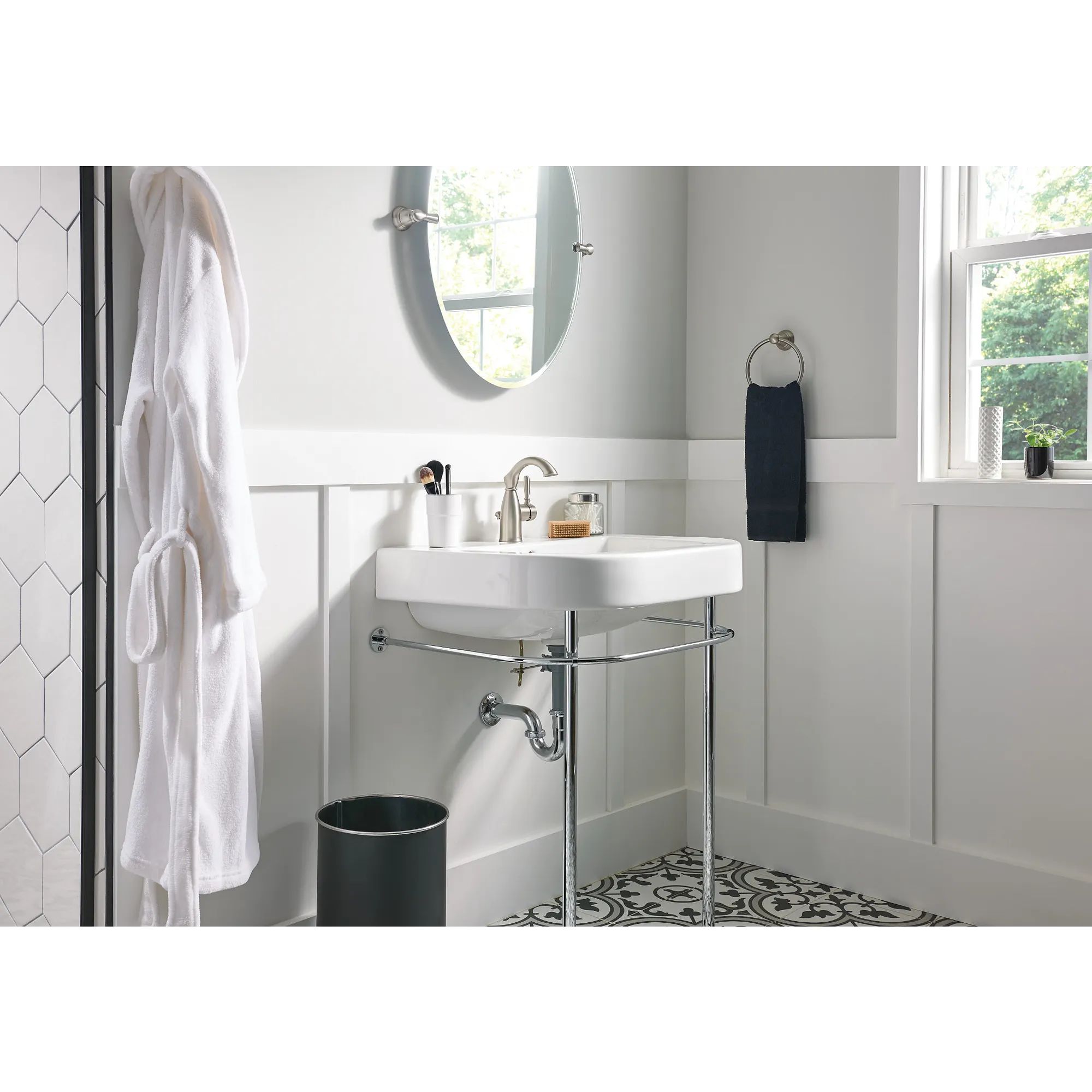 Sarona One-handle Bathroom Sink Faucet - Image 16
