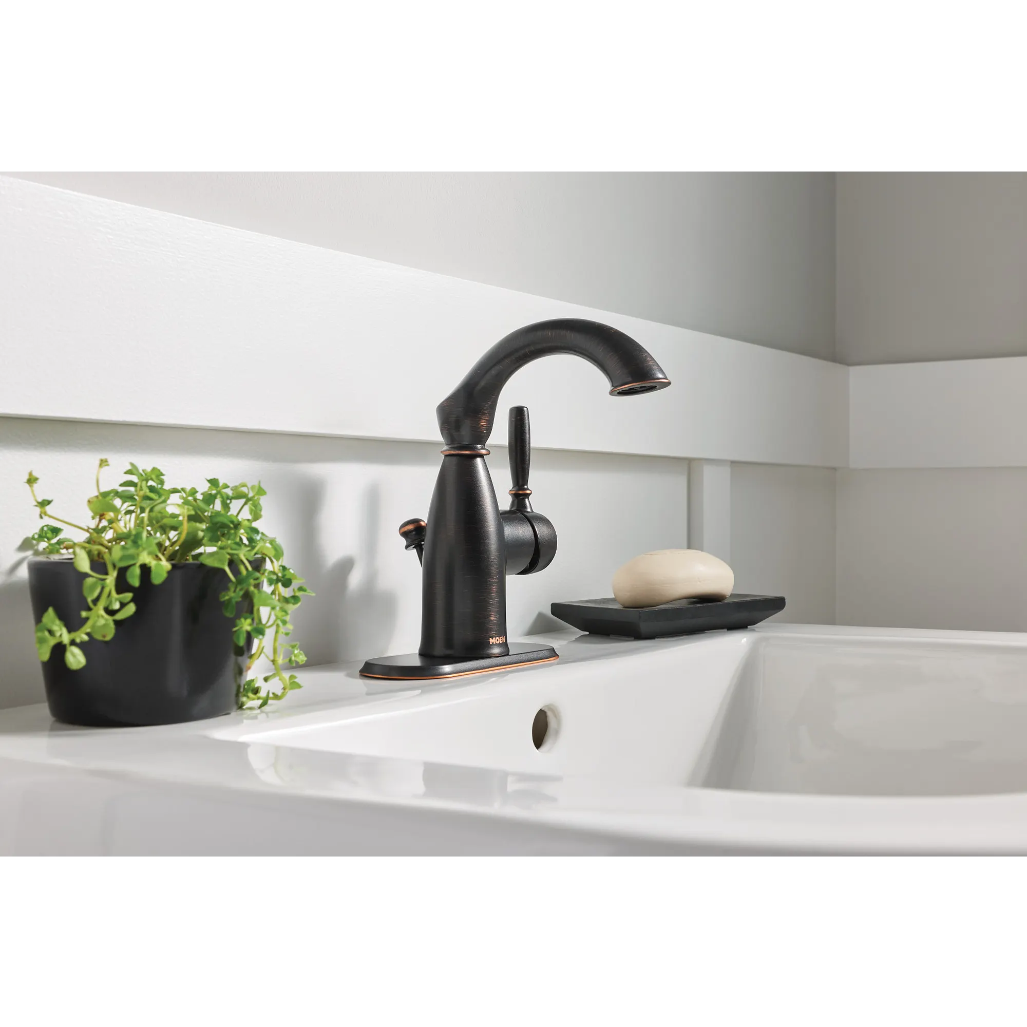 Sarona One-handle Bathroom Sink Faucet - Image 8