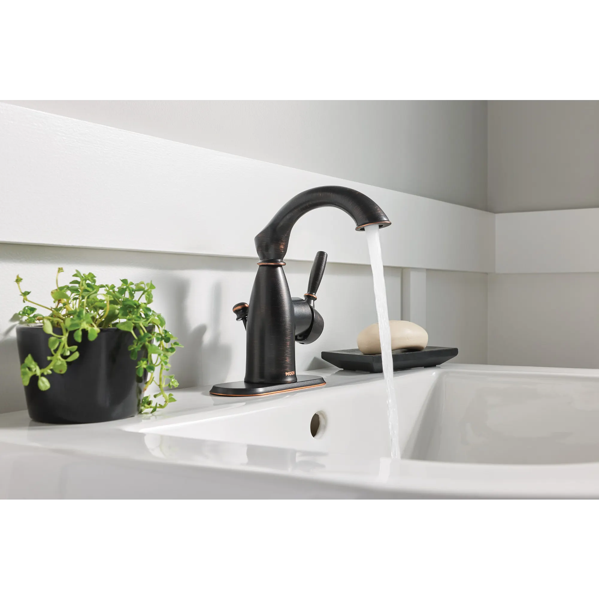Sarona One-handle Bathroom Sink Faucet - Image 9
