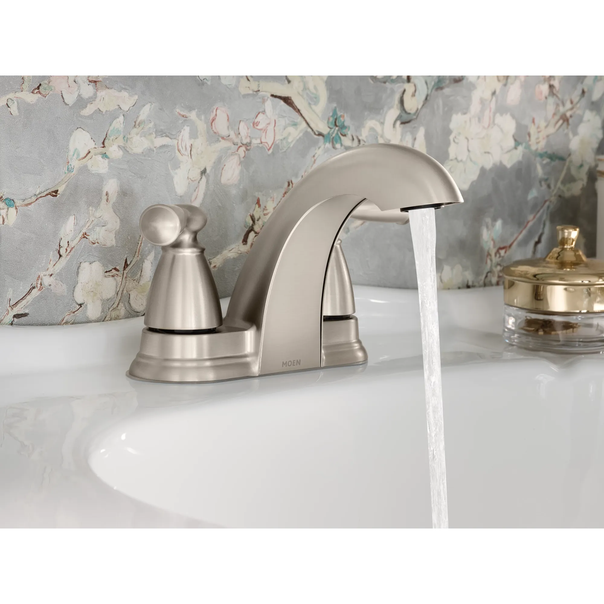 Banbury Two-handle Centerset Bathroom Sink Faucet - Image 8