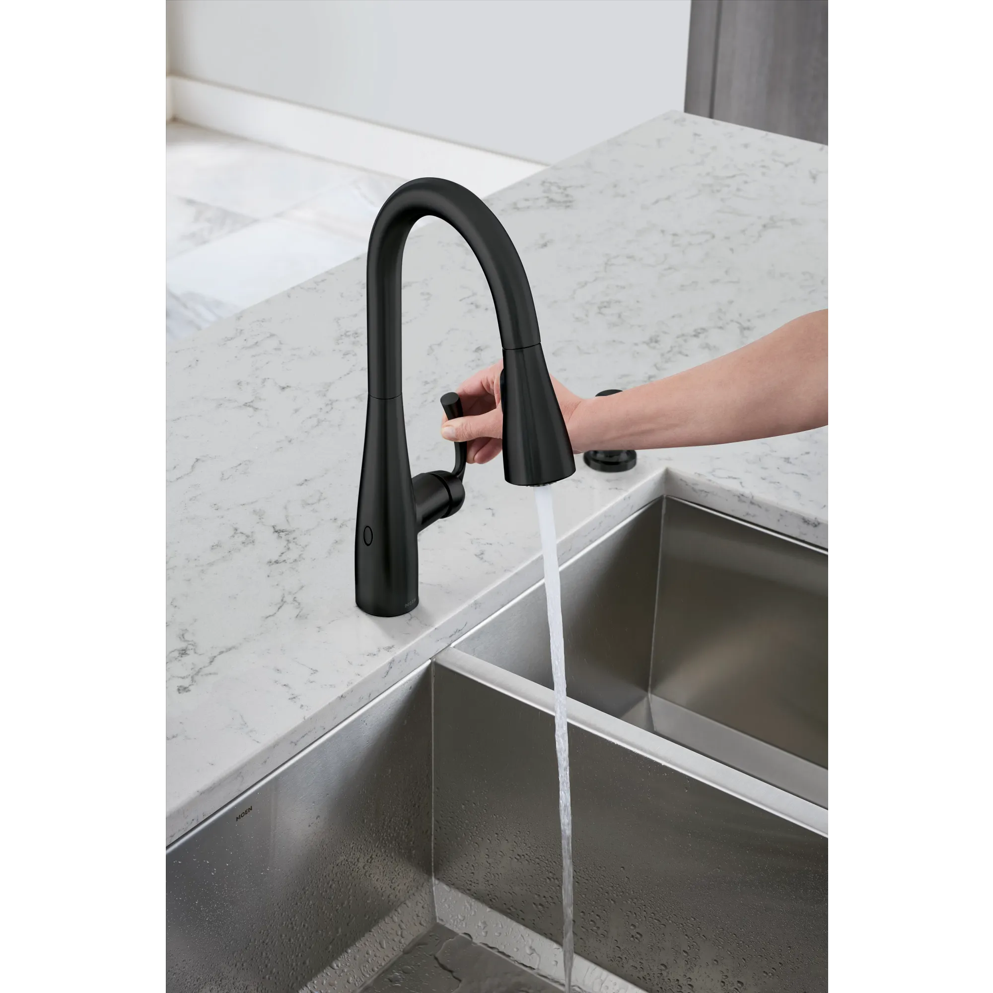 Essie MotionSense Wave One-Handle Pulldown Touchless Kitchen Faucet - Image 15