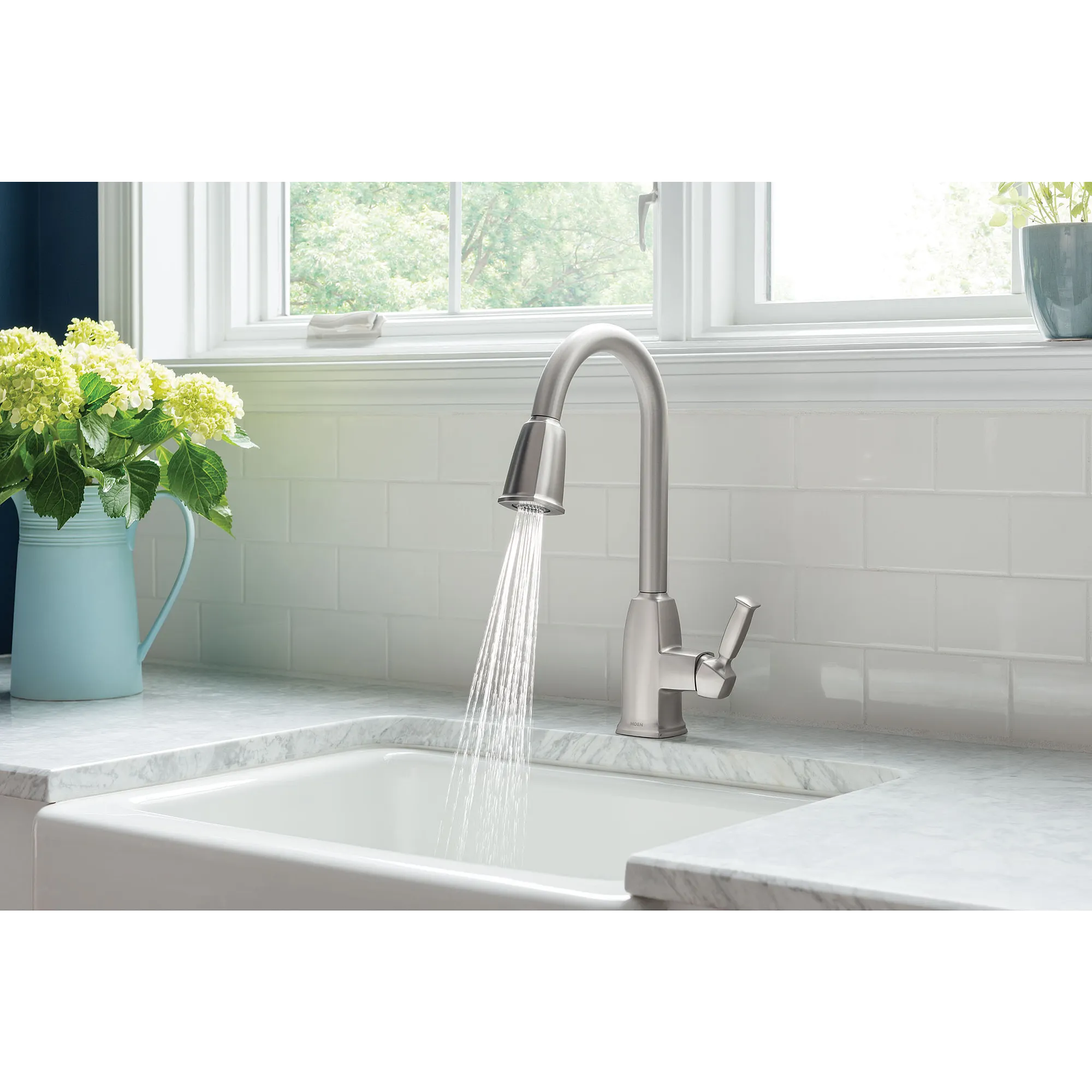 Wellsley One-handle High Arc Pulldown Kitchen Faucet - Image 14