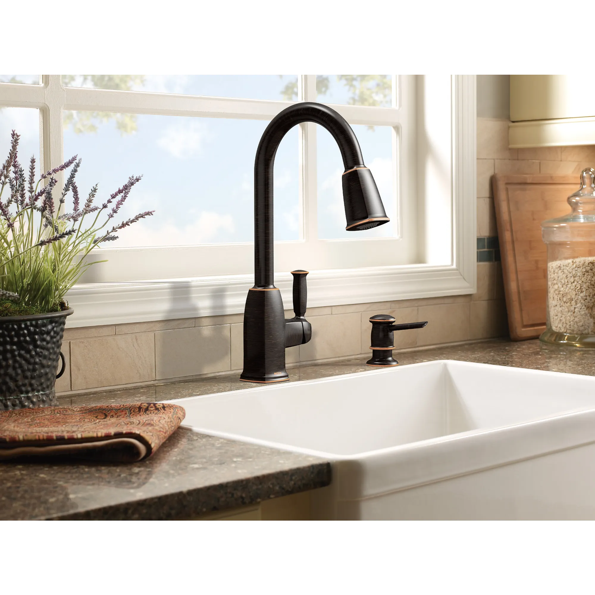 Wellsley One-handle High Arc Pulldown Kitchen Faucet - Image 4