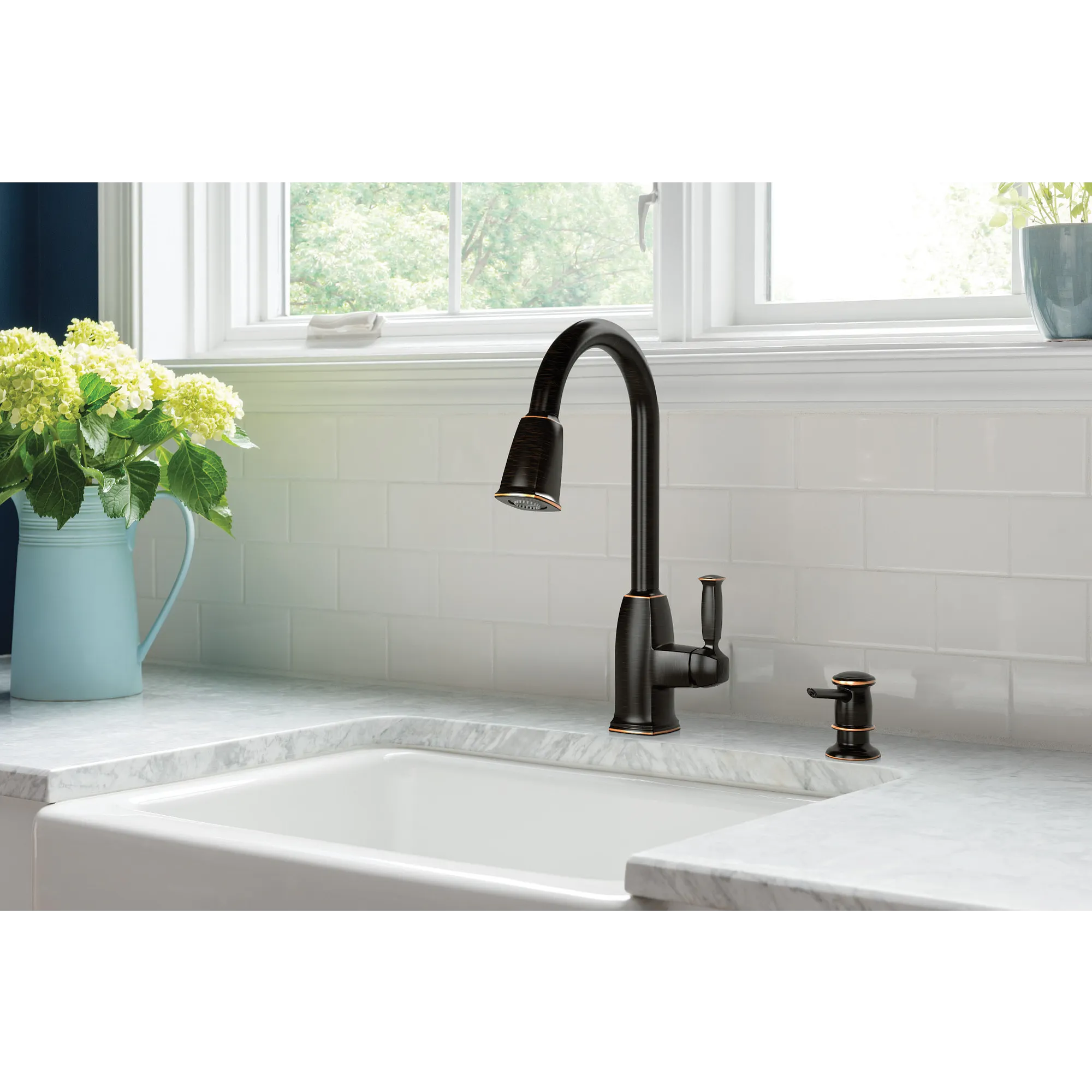 Wellsley One-handle High Arc Pulldown Kitchen Faucet - Image 7