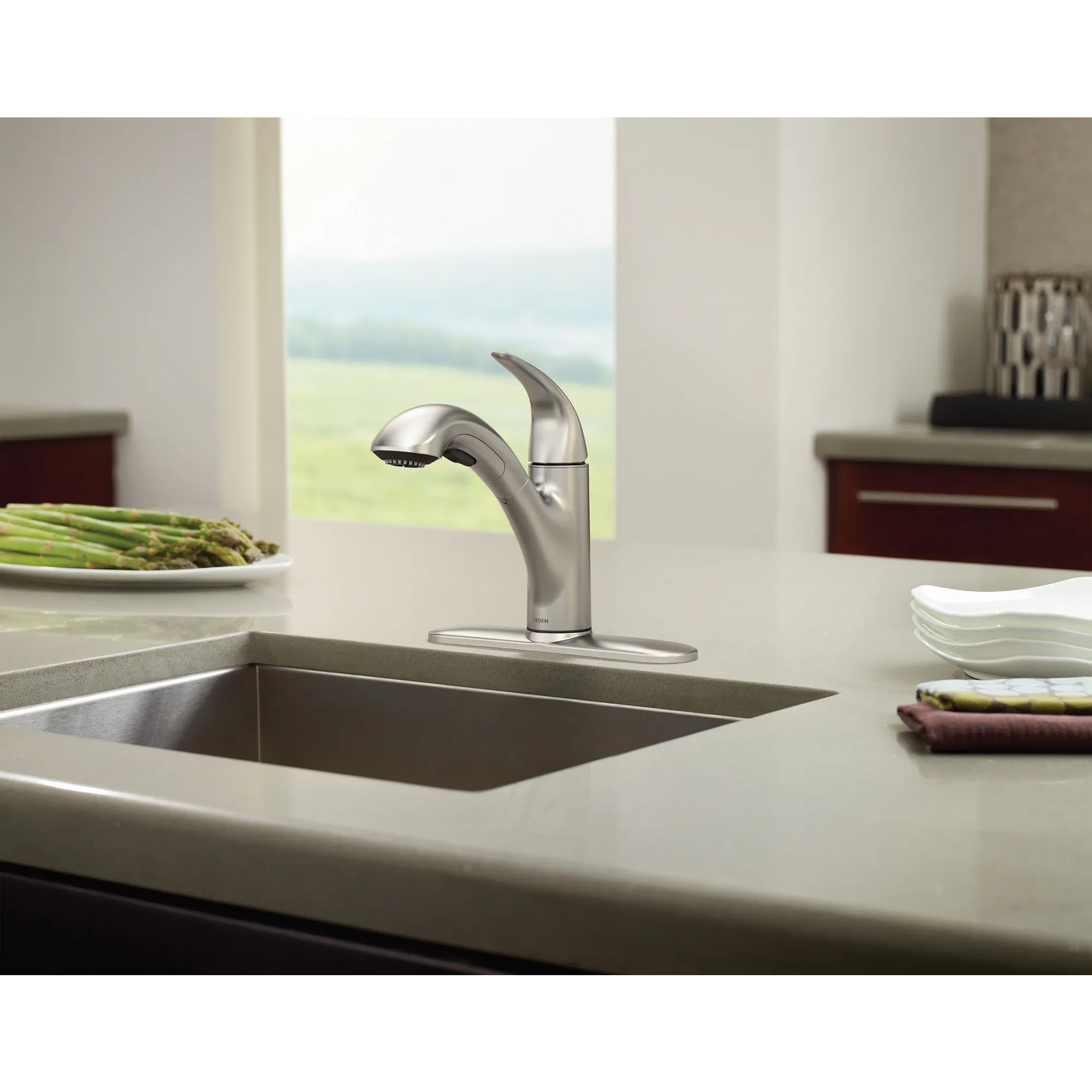Medina One-Handle Pullout Kitchen Faucet - Image 32