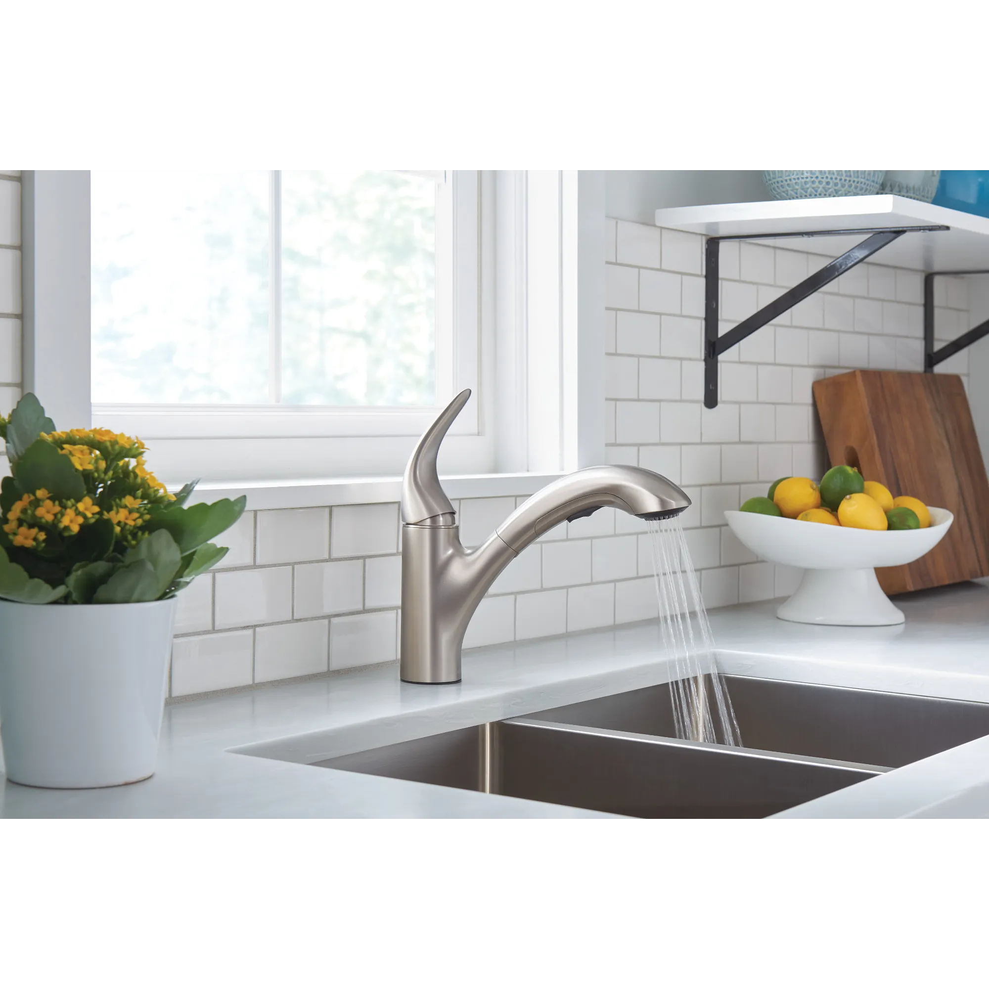 Medina One-Handle Pullout Kitchen Faucet - Image 33