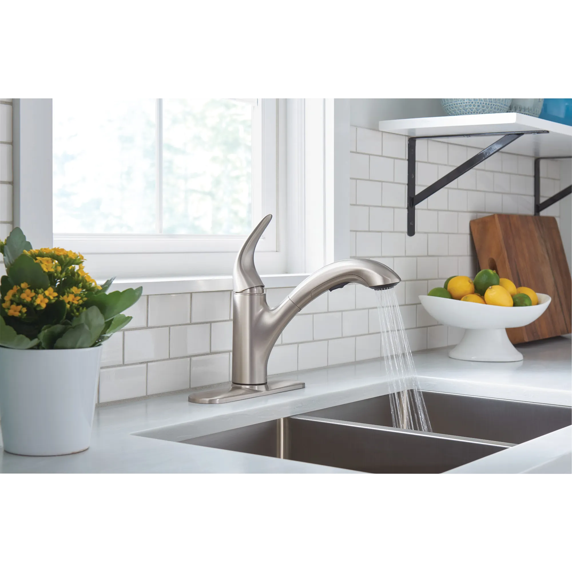Medina One-Handle Pullout Kitchen Faucet - Image 35