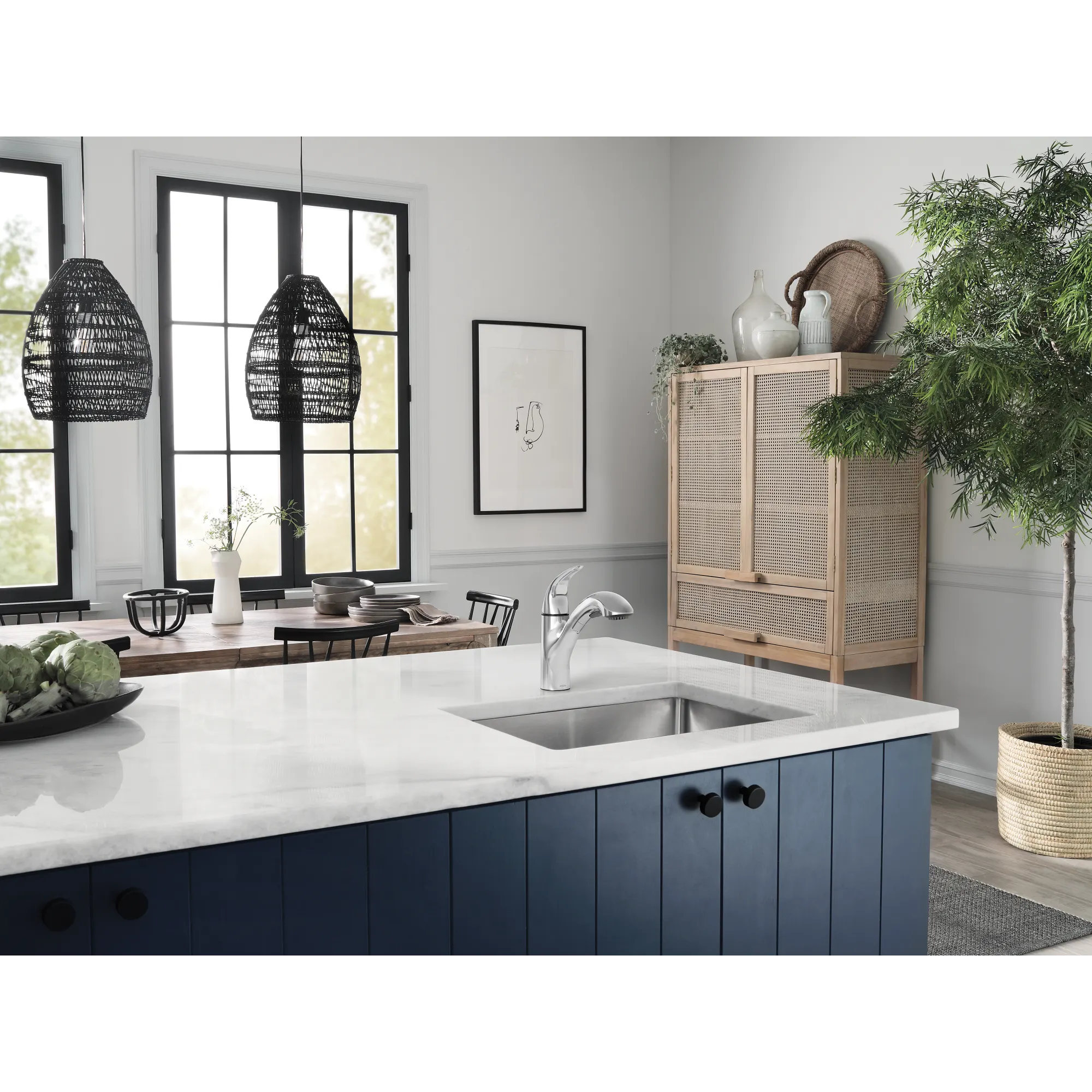 Bokeh Chrome one-handle pullout kitchen faucet - Image 2