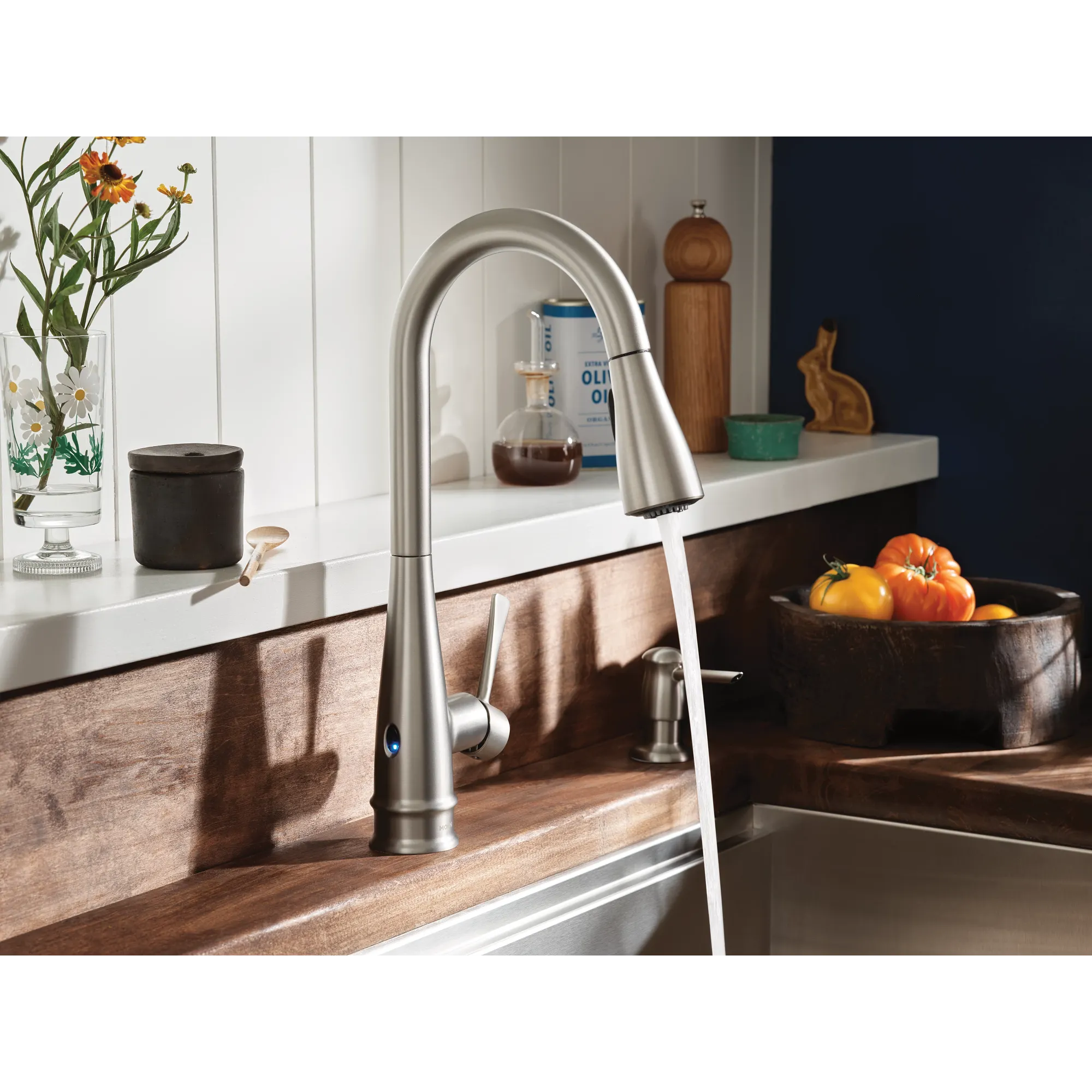 Birchfield MotionSense Wave One-Handle Pulldown Touchless Kitchen Faucet - Image 3