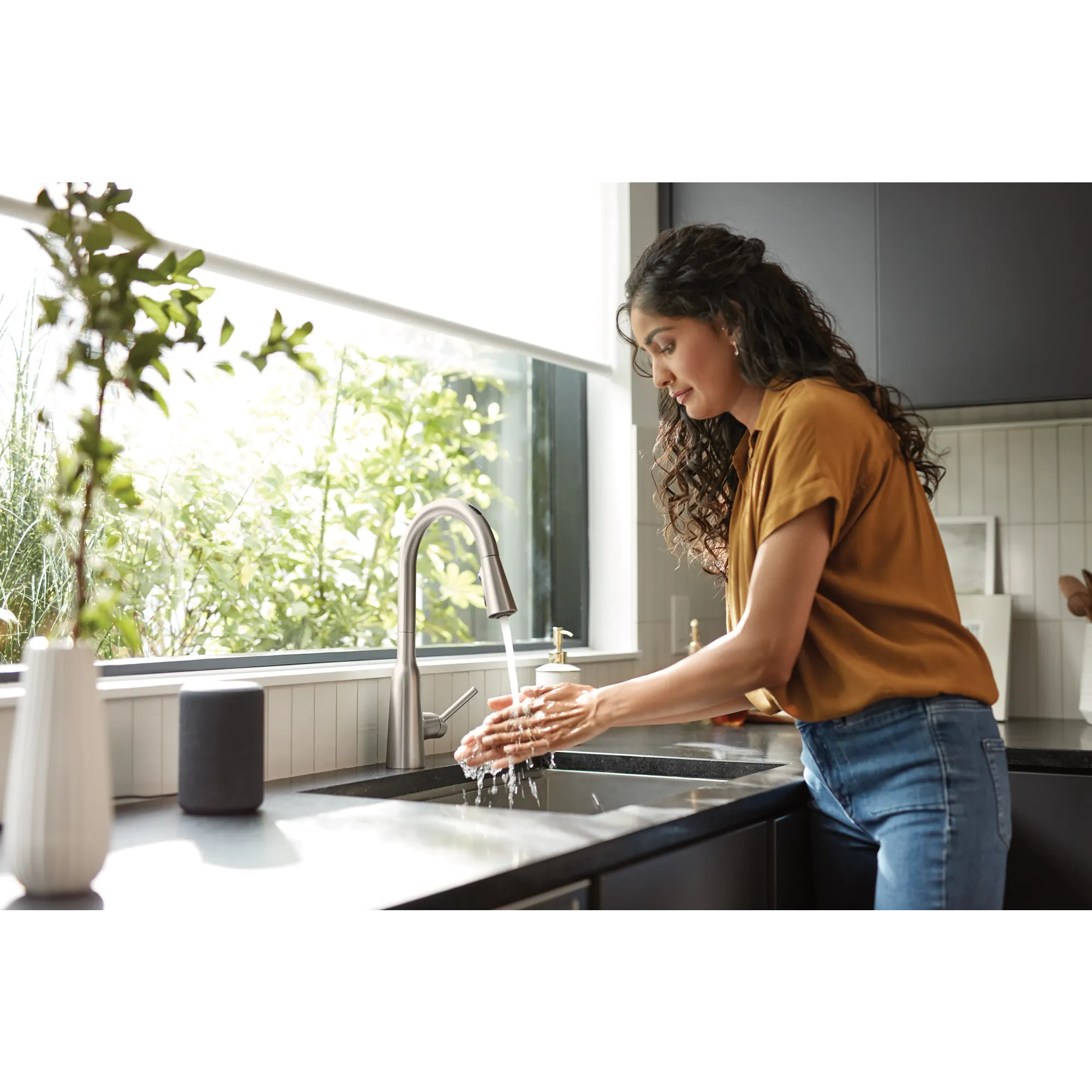 Zyla Smart Pulldown Touchless Kitchen Faucet - Image 7