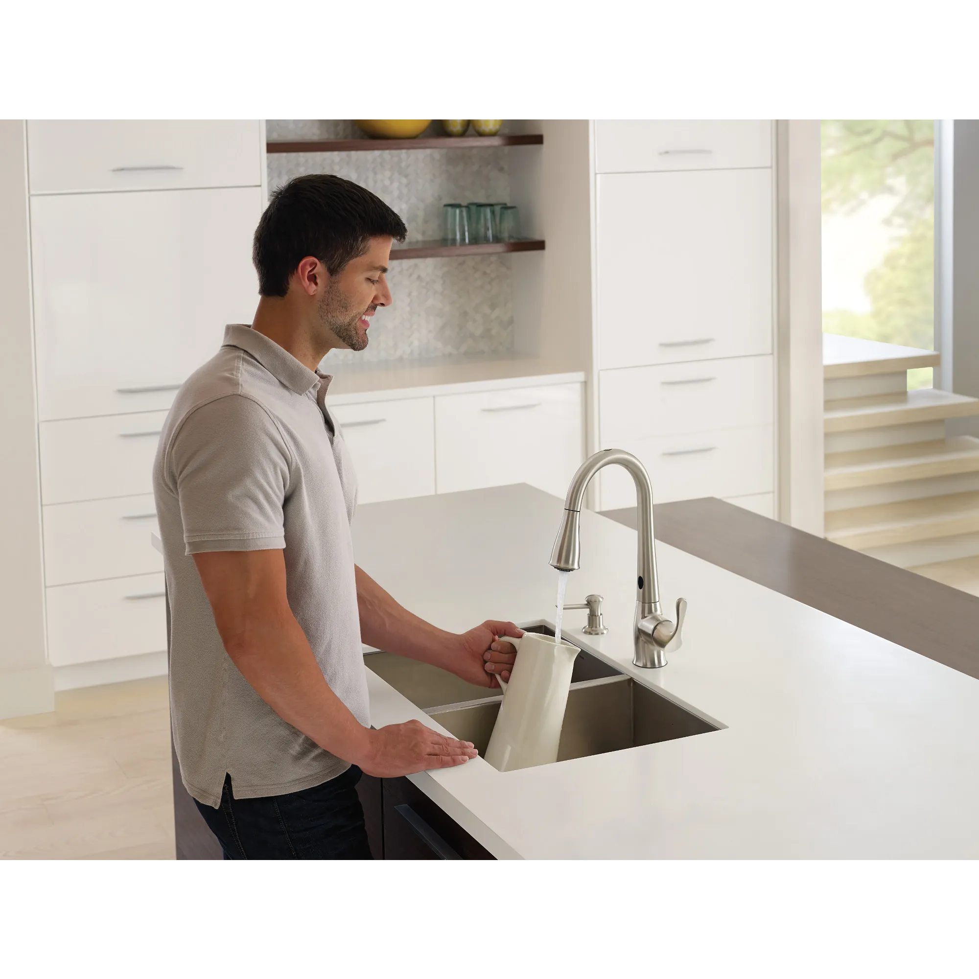 Ridgedale Spot Resist Stainless One-Handle High Arc Pulldown Kitchen Faucet - Image 5