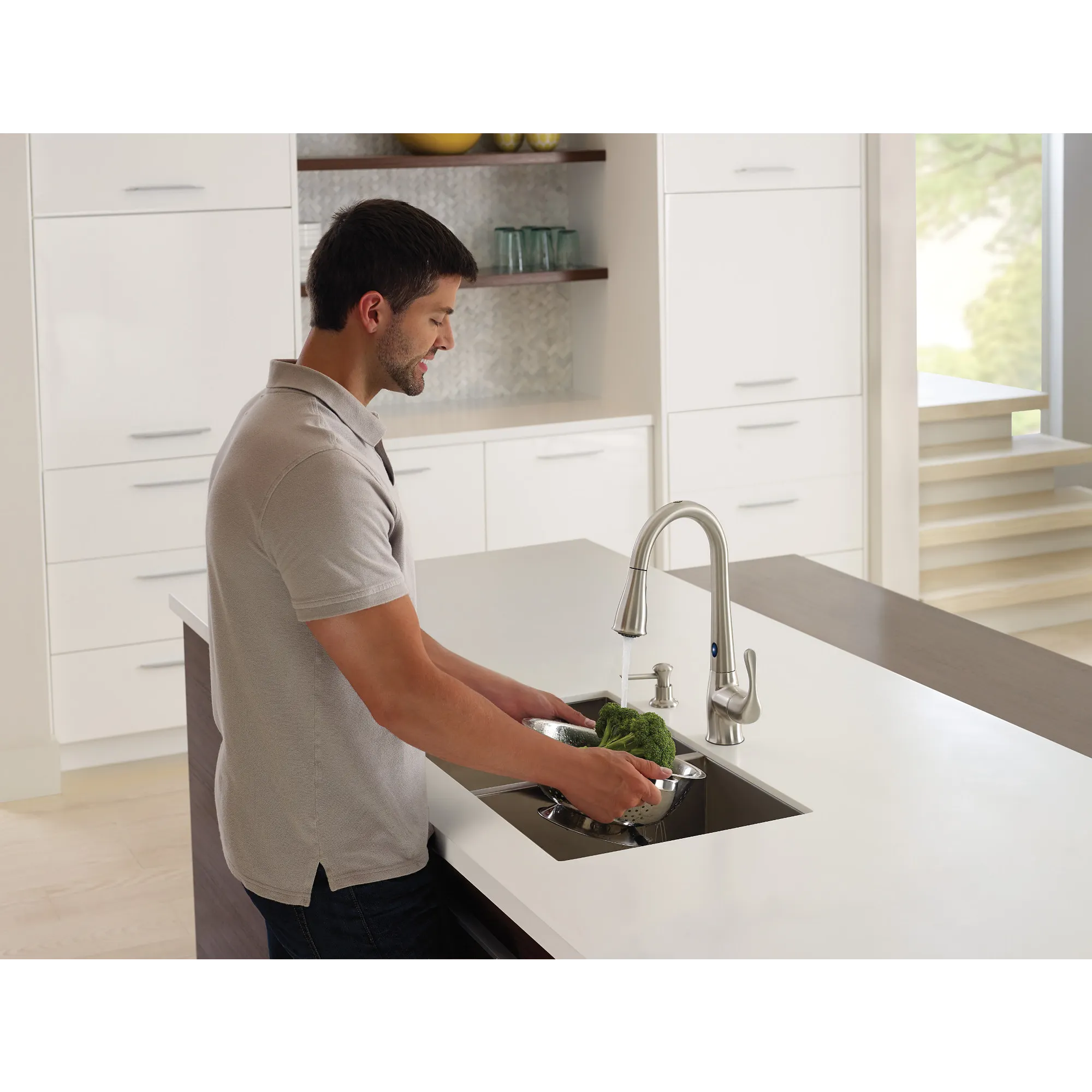 Ridgedale Spot Resist Stainless One-Handle High Arc Pulldown Kitchen Faucet - Image 8