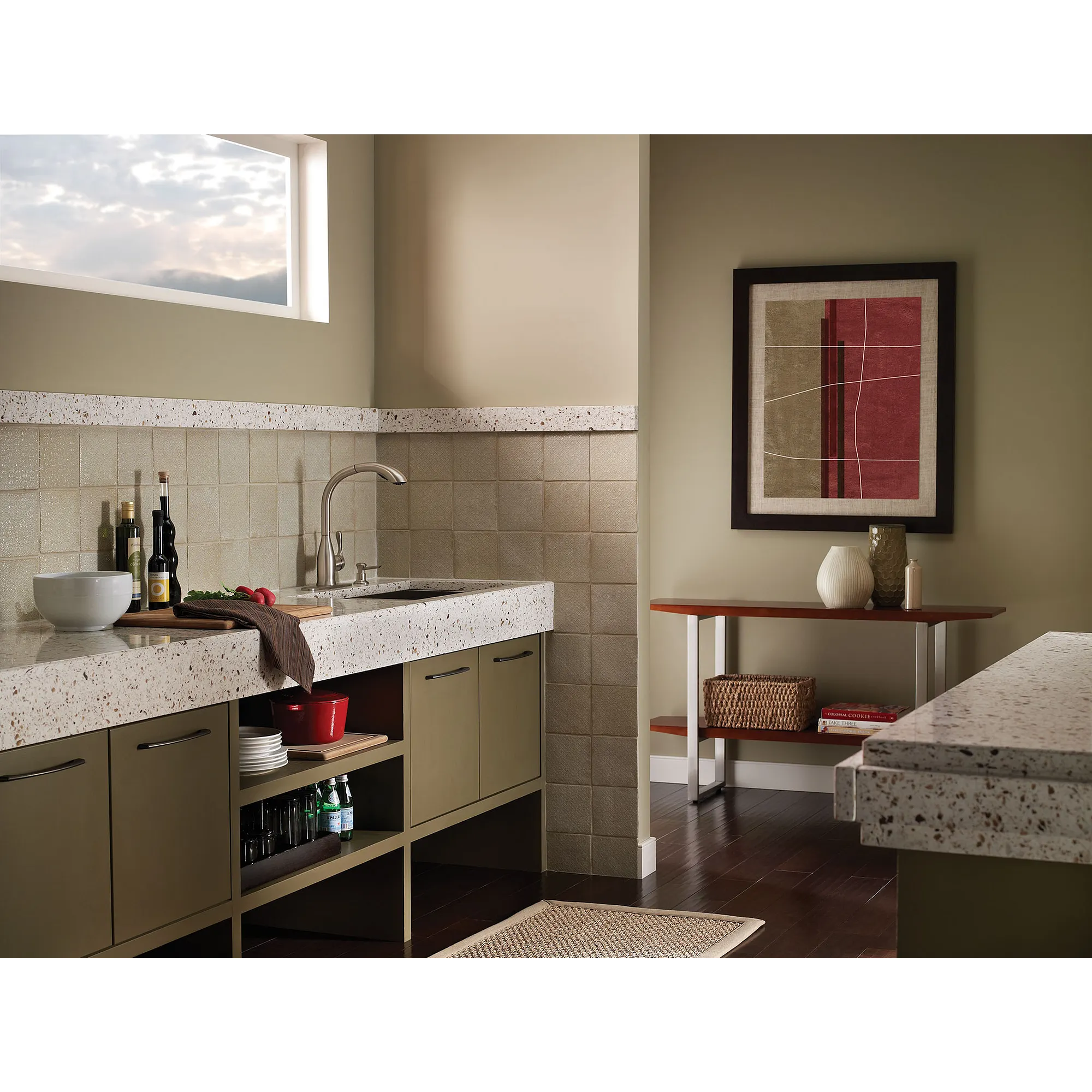 Varese Chrome one-handle high arc pullout kitchen faucet - Image 3