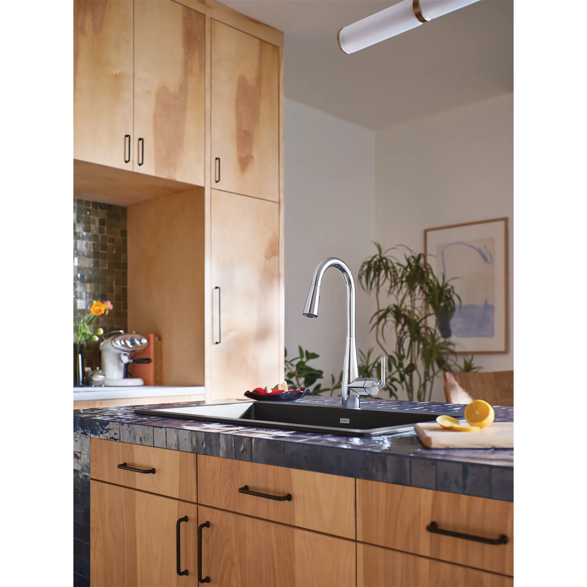 Maureen Chrome one-handle high arc pulldown kitchen faucet - Image 5
