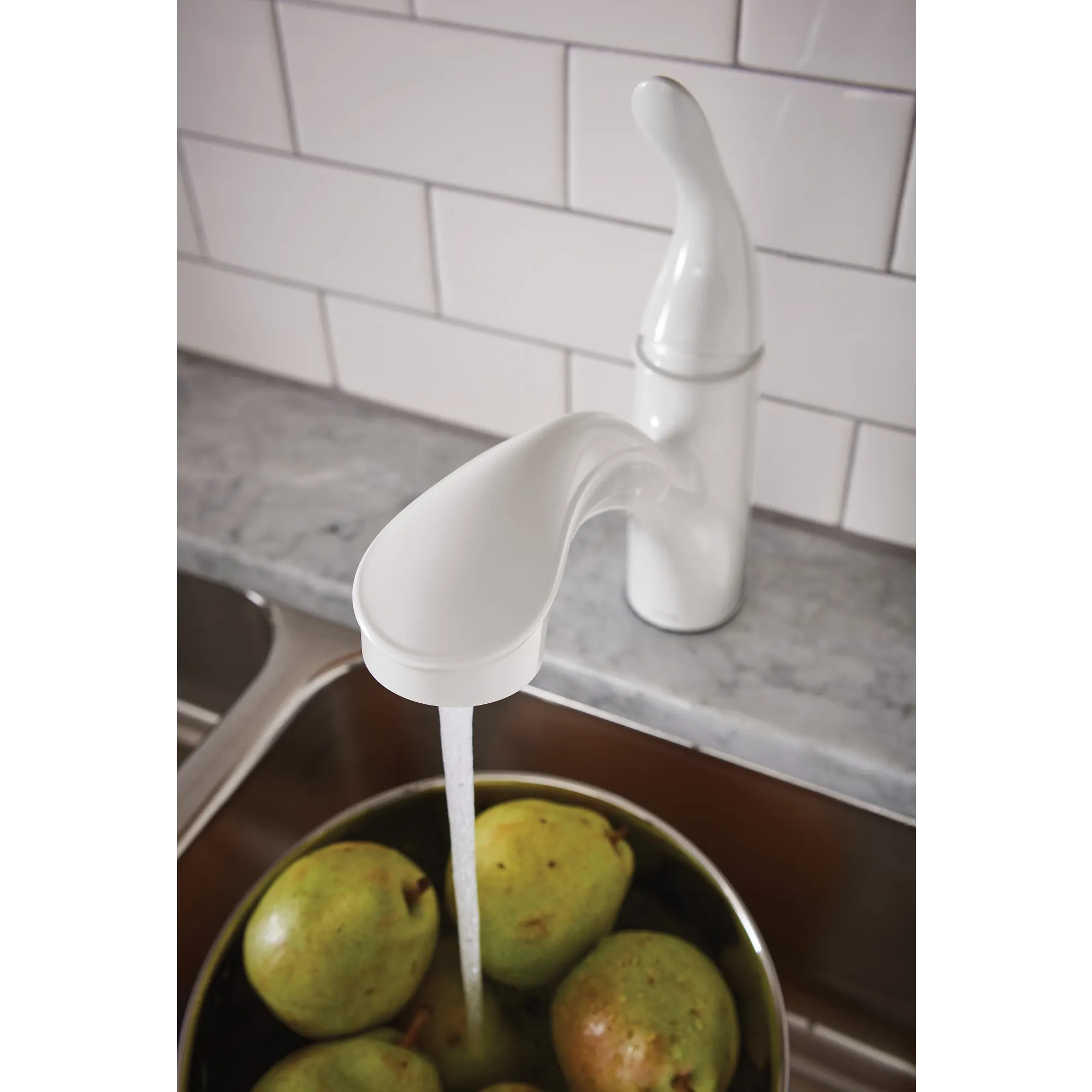 Brecklyn One-Handle Pullout Kitchen Faucet - Image 18