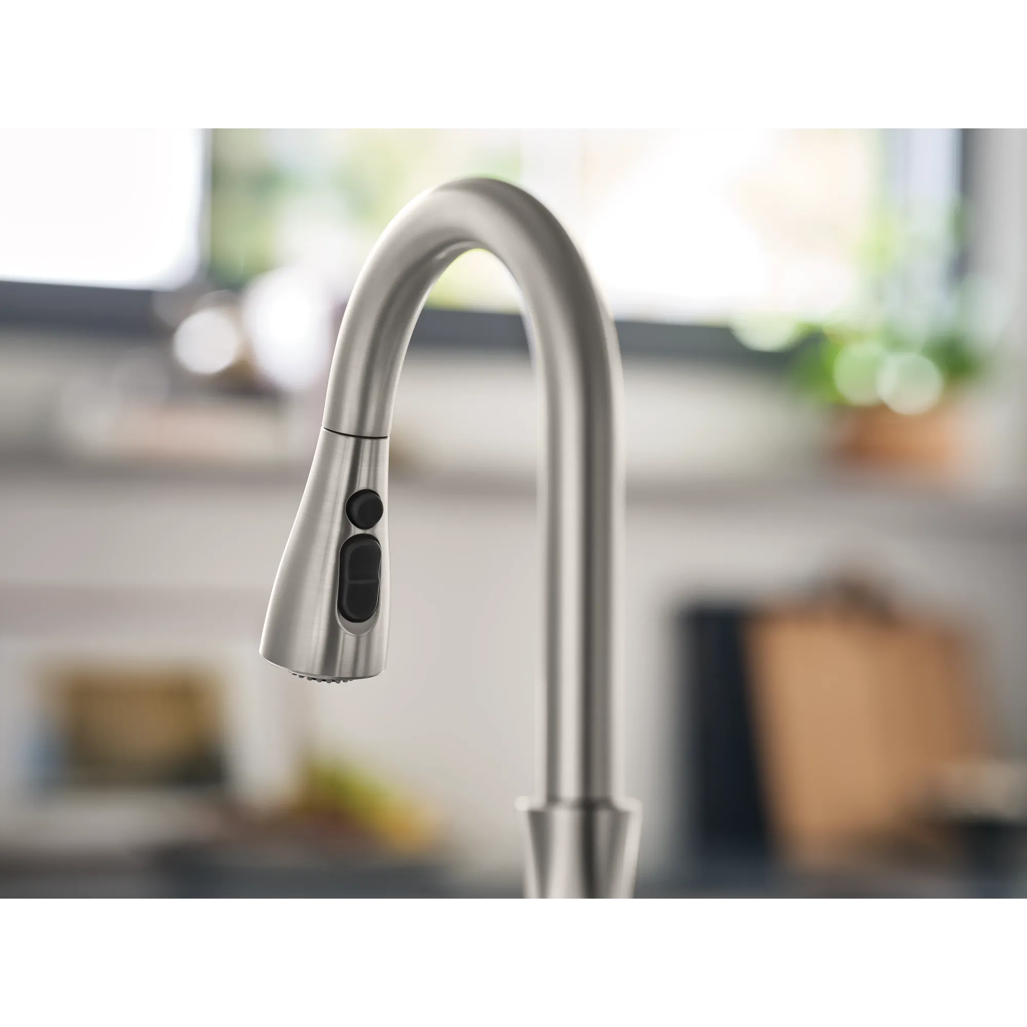 Arlia Chrome one-handle high arc pulldown kitchen faucet - Image 28