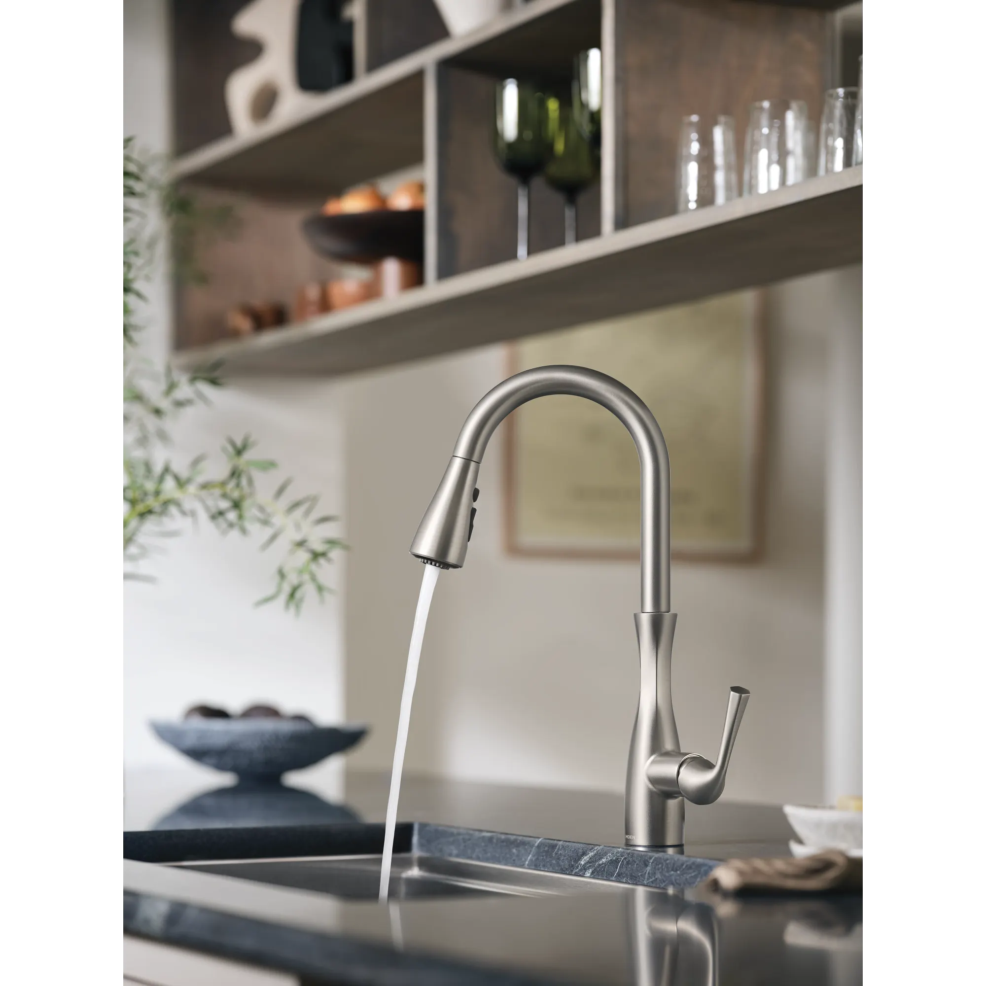 Arlia Chrome one-handle high arc pulldown kitchen faucet - Image 37
