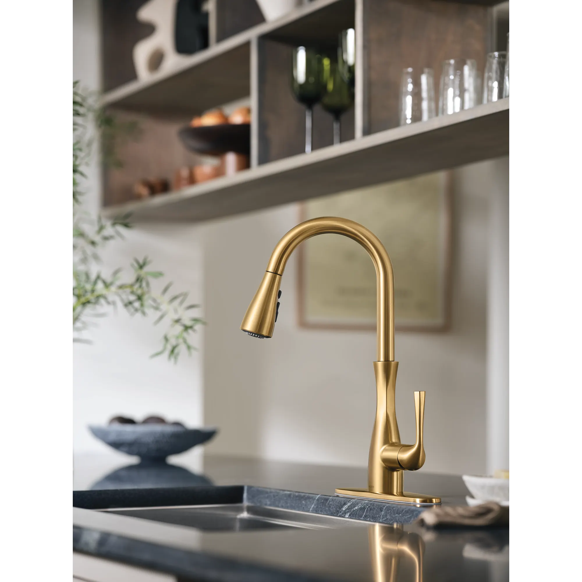 Arlia Chrome one-handle high arc pulldown kitchen faucet - Image 49