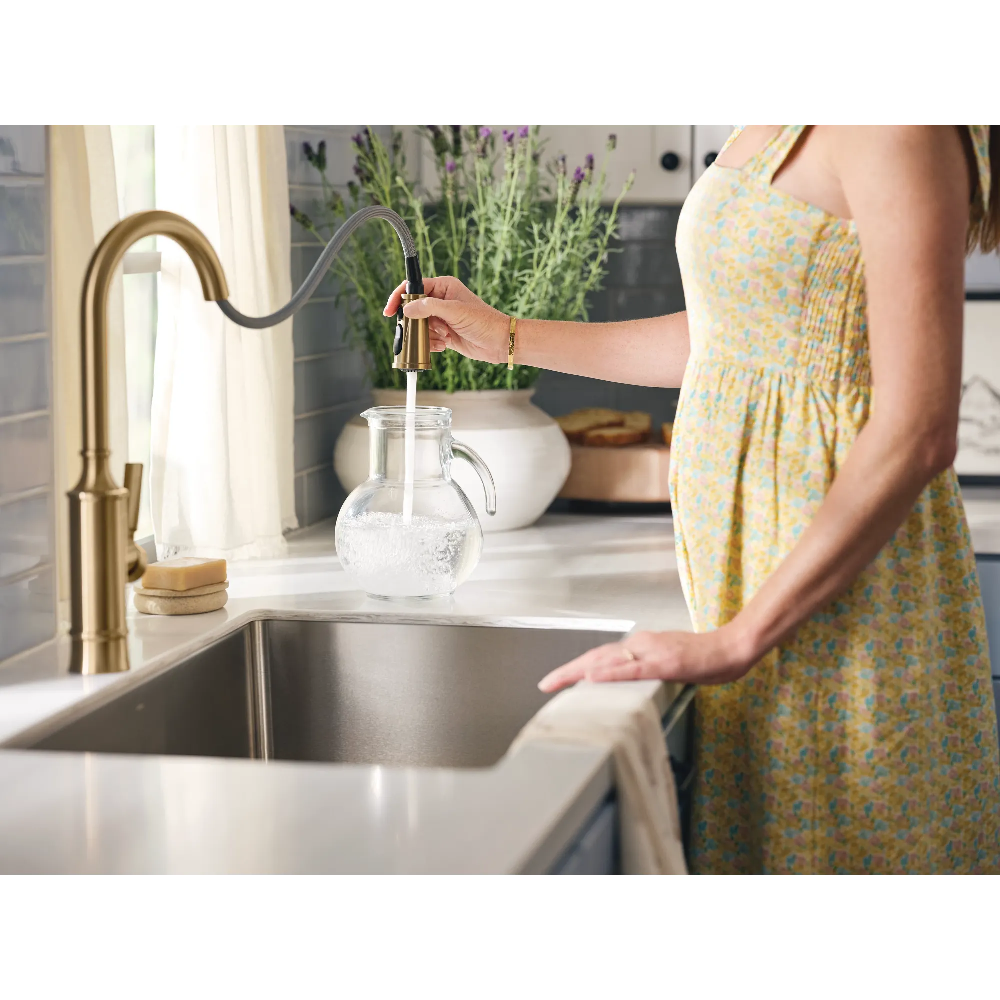 Gilden One-Handle High Arc Pulldown Kitchen Faucet - Image 41