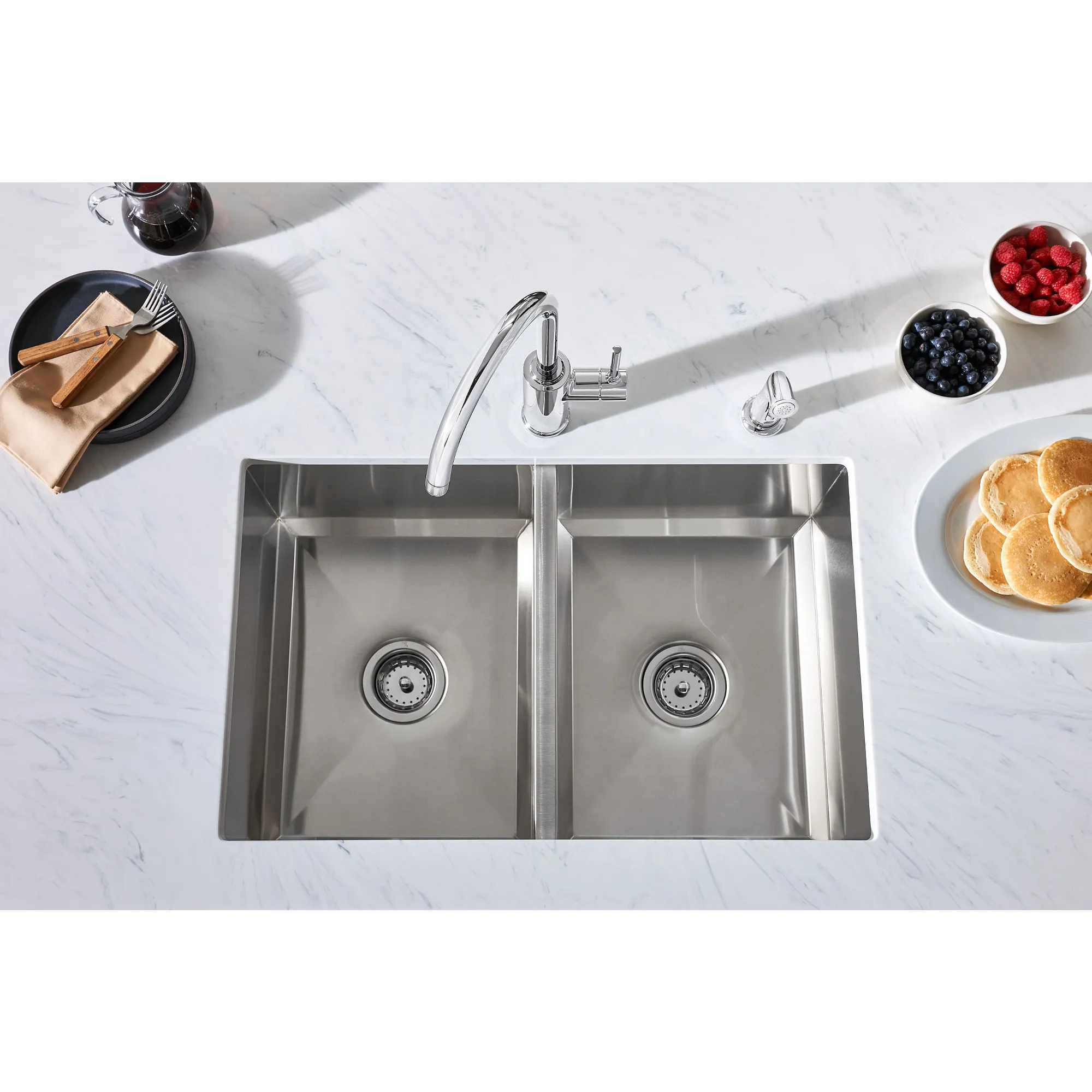 Sombra One-Handle Kitchen Faucet - Image 12
