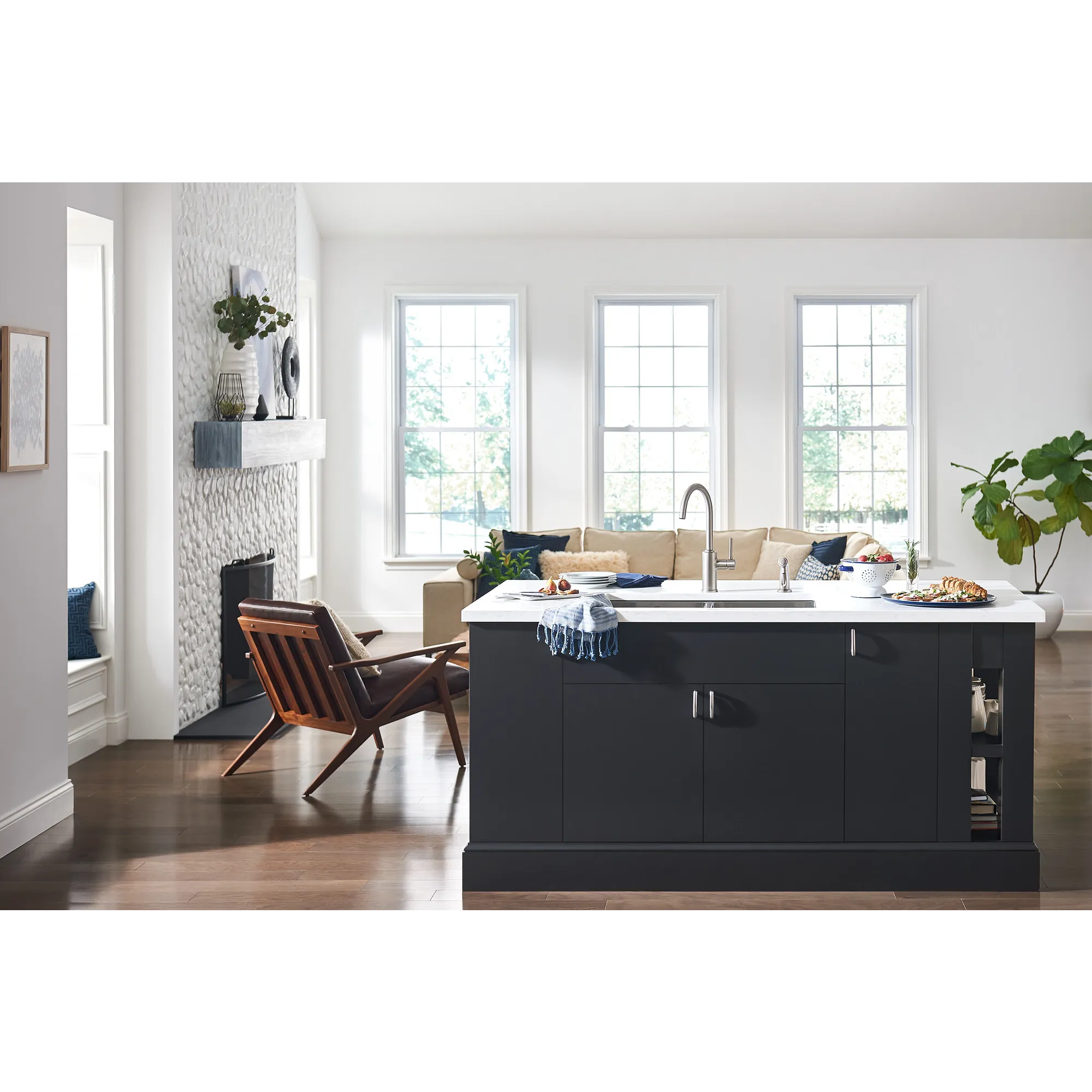 Sombra One-Handle Kitchen Faucet - Image 30