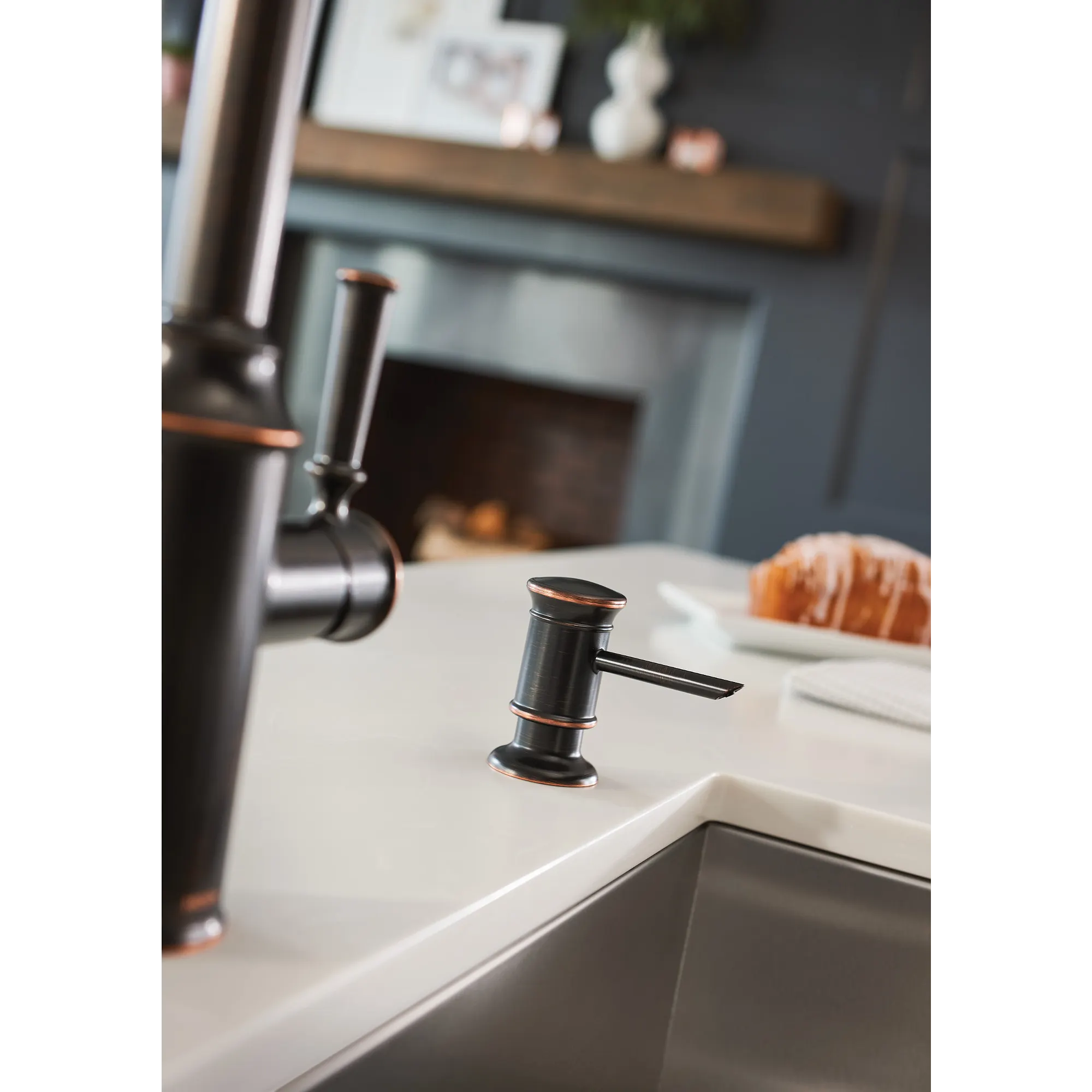 Glenshire Chrome one-handle high arc pulldown kitchen faucet - Image 15