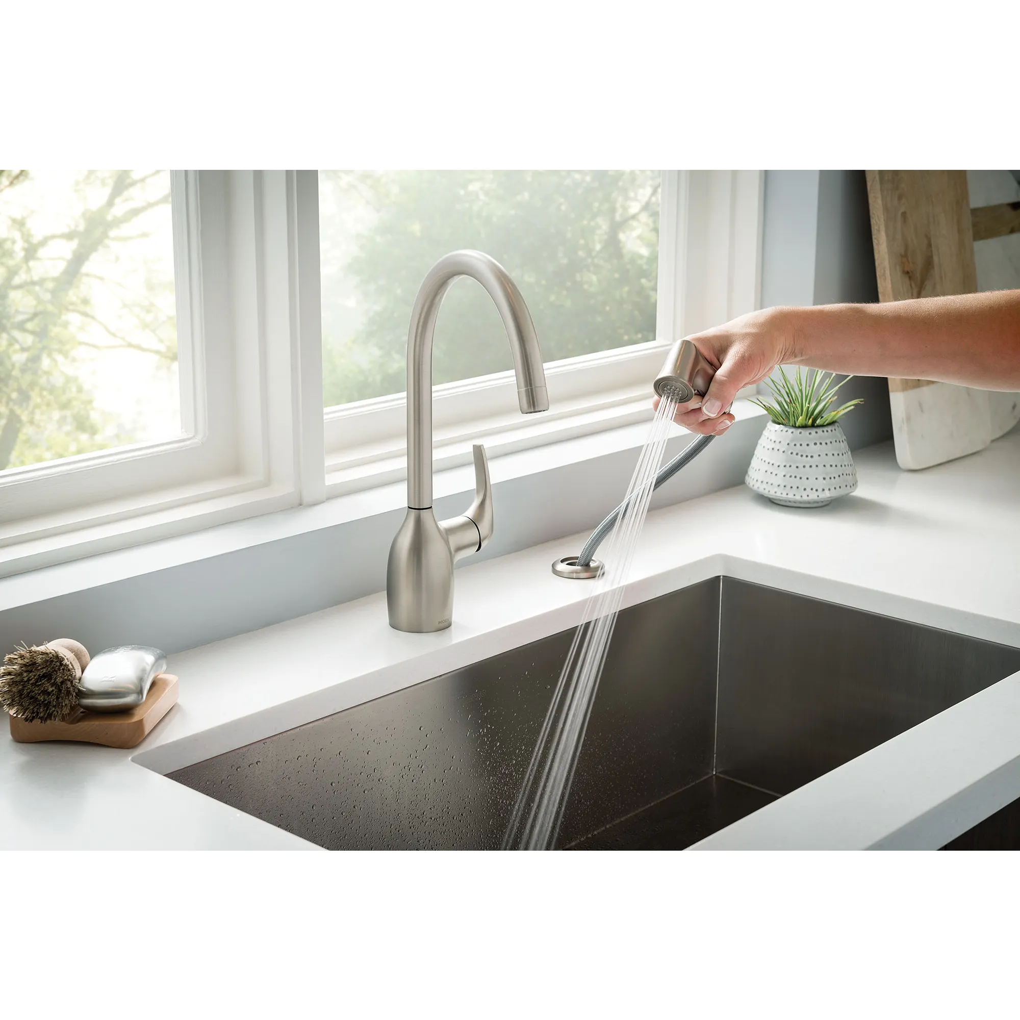 Essie Spot resist stainless One-Handle High Arc Kitchen Faucet