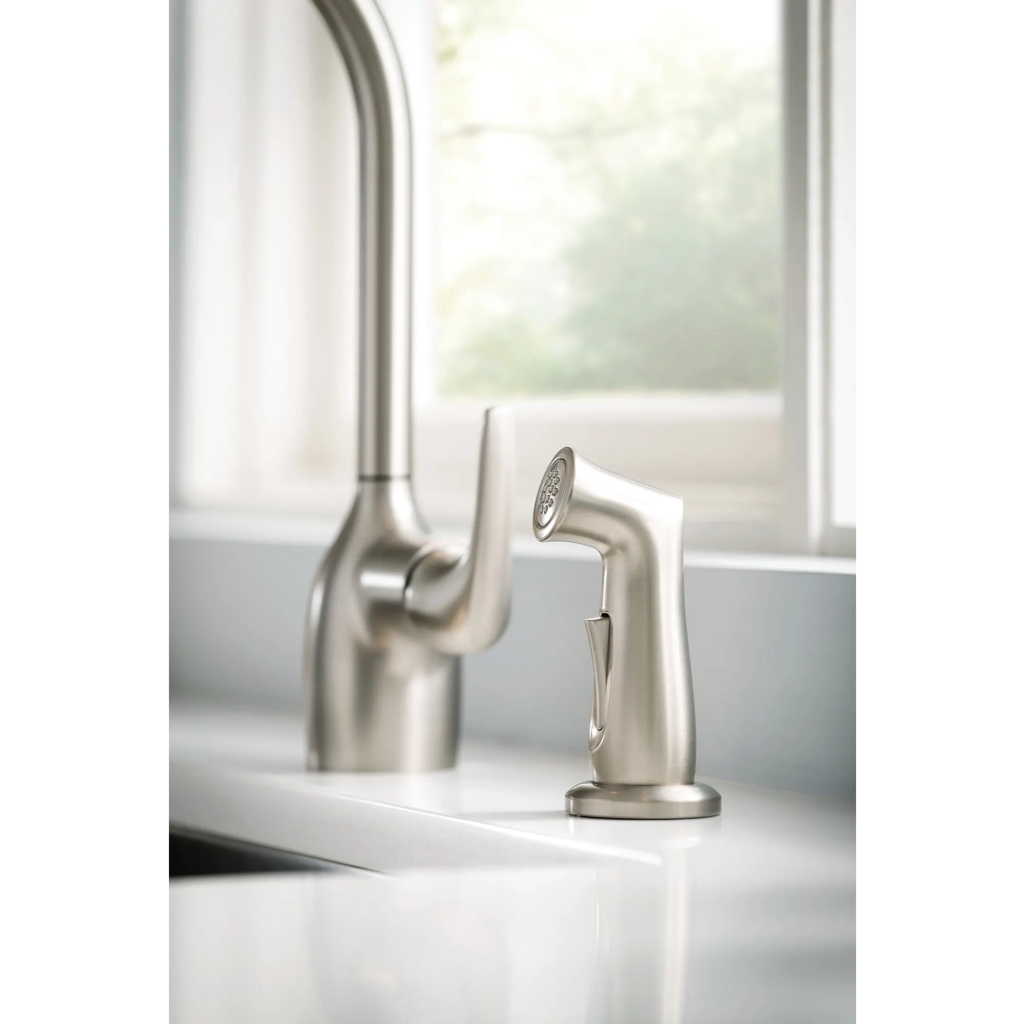 Essie Spot resist stainless One-Handle High Arc Kitchen Faucet - Image 4