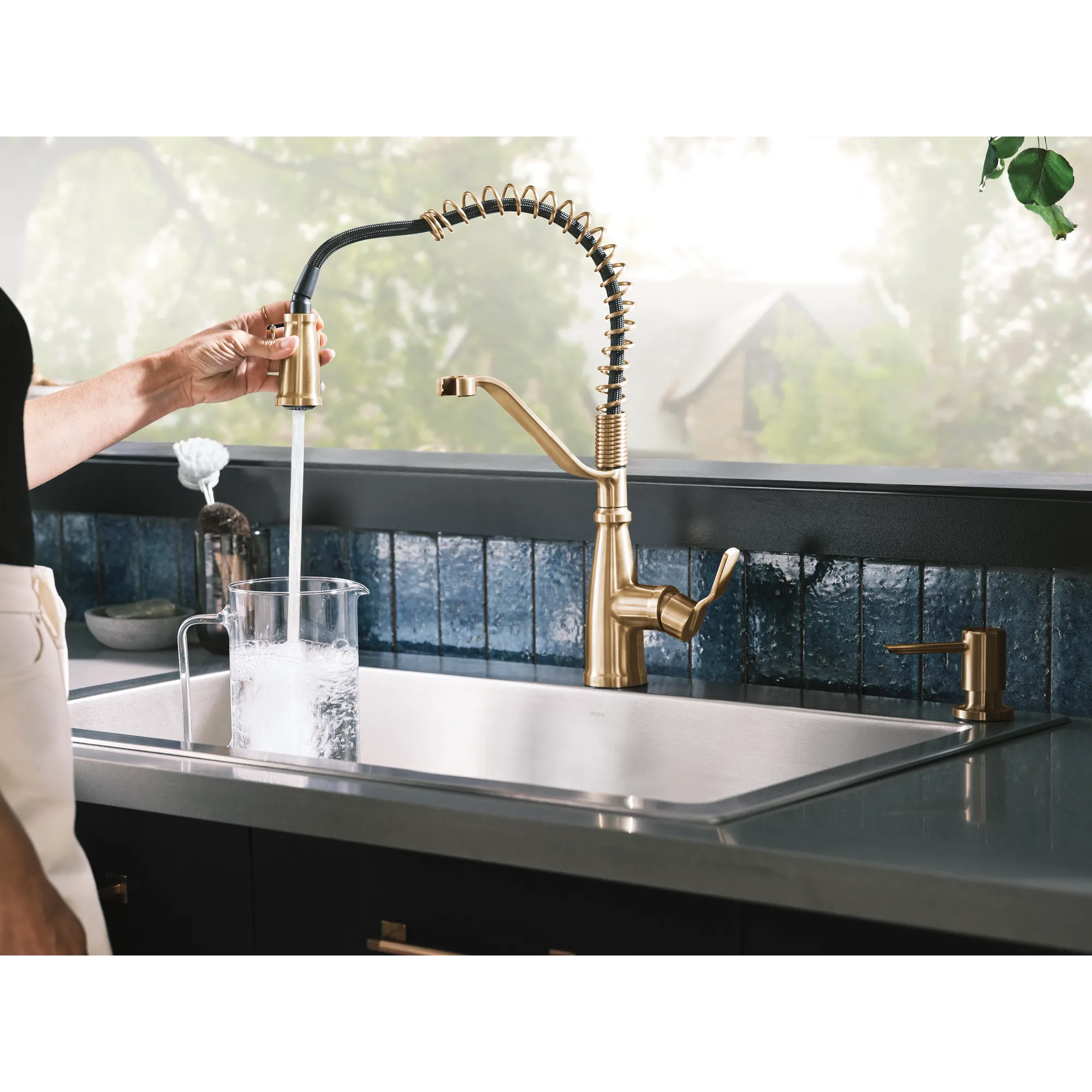 Nolia One-Handle Pre-Rinse Spring Pulldown Kitchen Faucet - Image 52