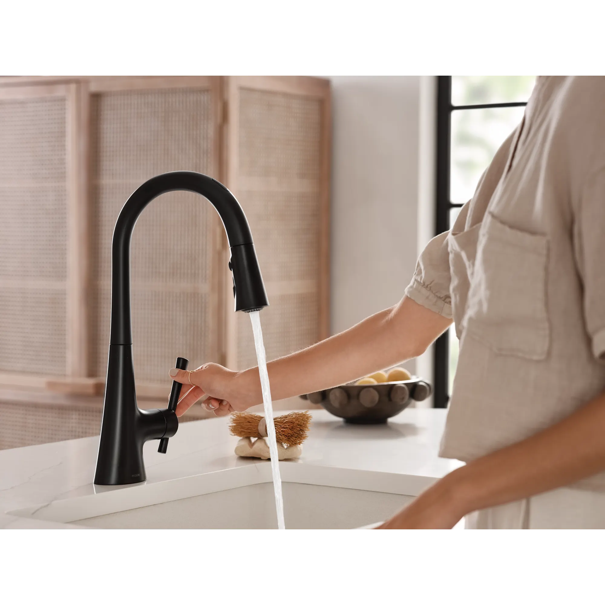 KURV Smart Pulldown Touchless Kitchen Faucet - Image 9