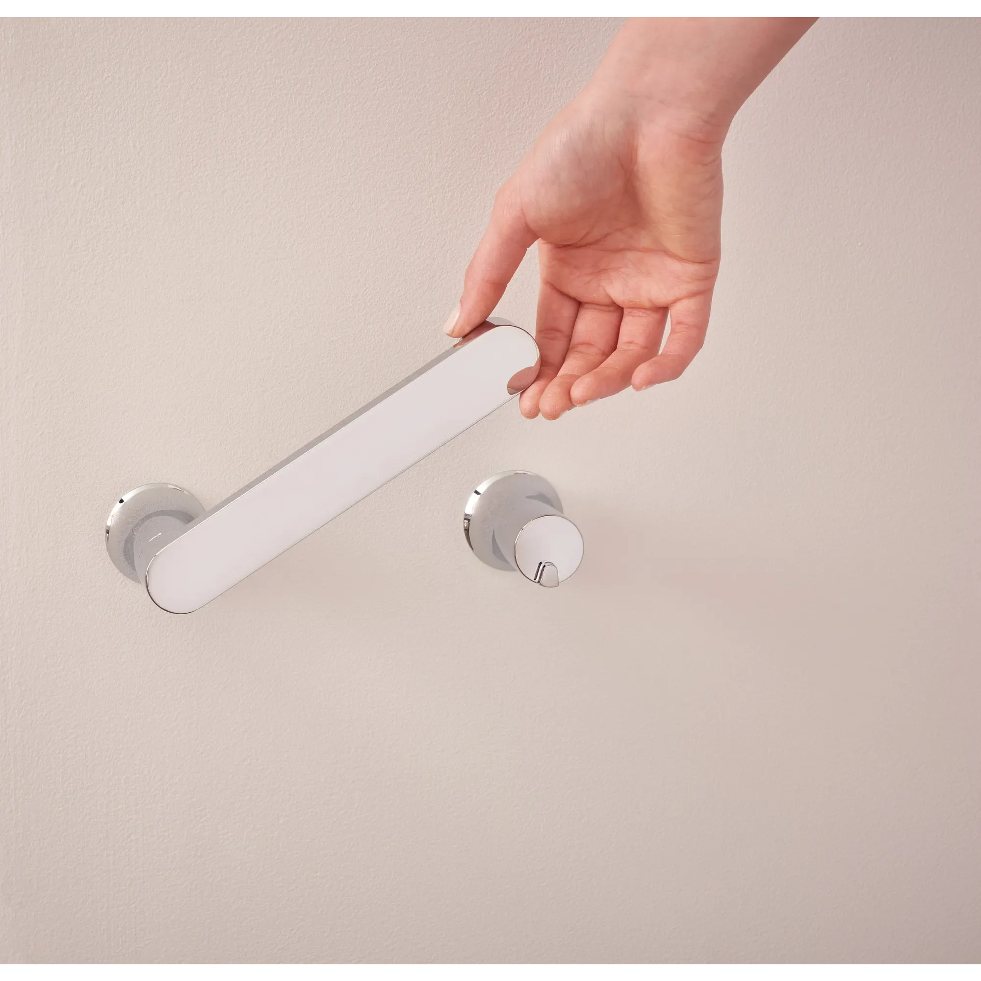 Genta LX Chrome Pivoting Toilet Paper Holder - Image 3